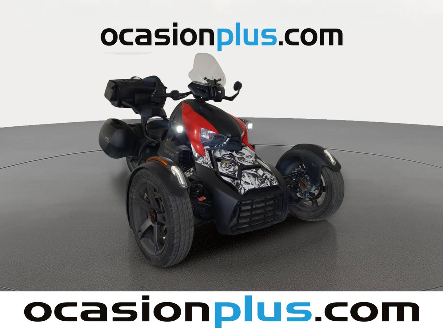 Foto delantera Can-Am RYKER 600 Maverick X3 38 kW (51 CV) Can-Am RYKER 600 Maverick X3 38 kW (51 CV) (51 CV) derecha