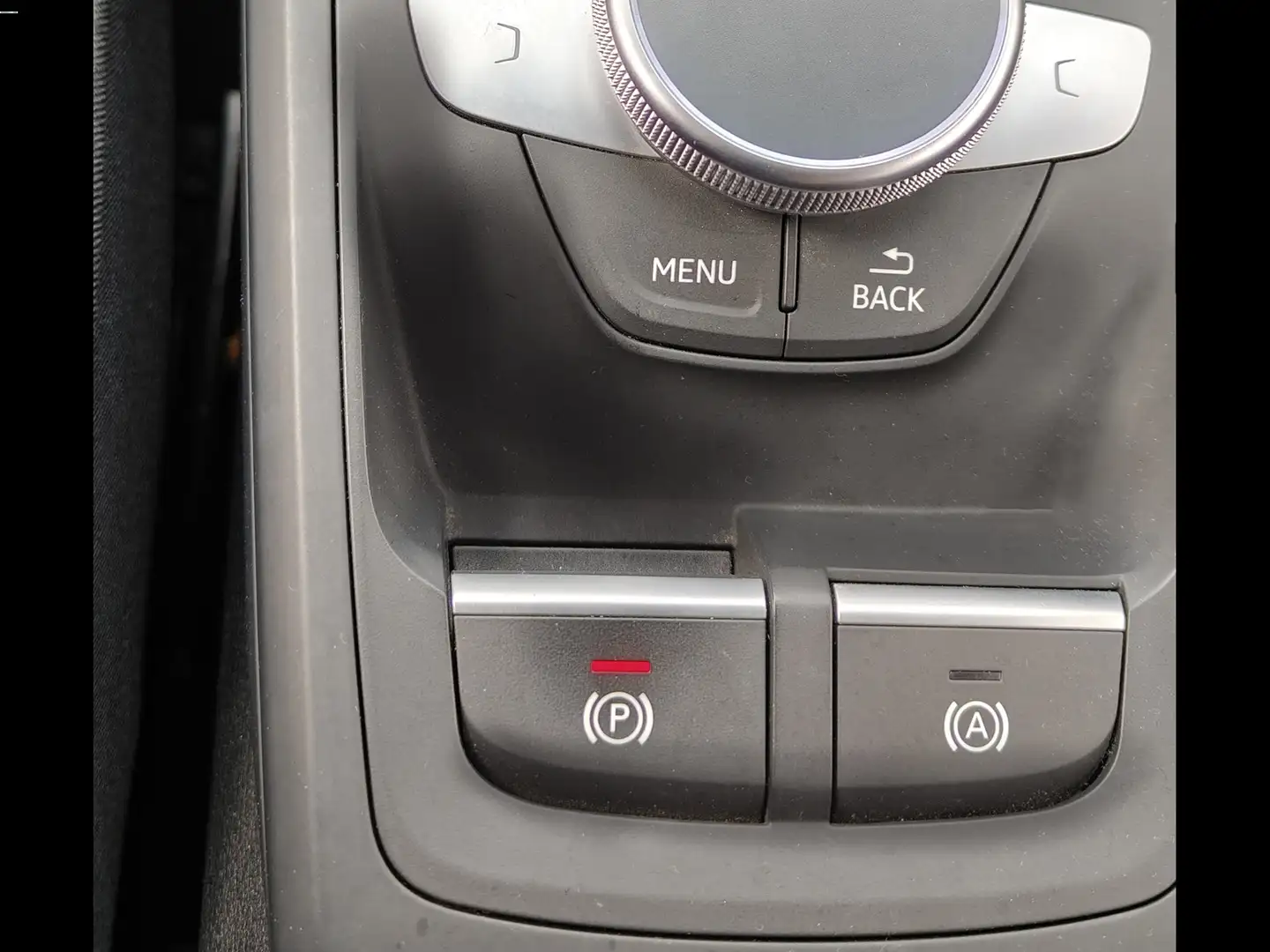 Foto Audi Q2 Audi Q2 Black Line 35 TDI  (150 CV) Pack S-Line S tronic