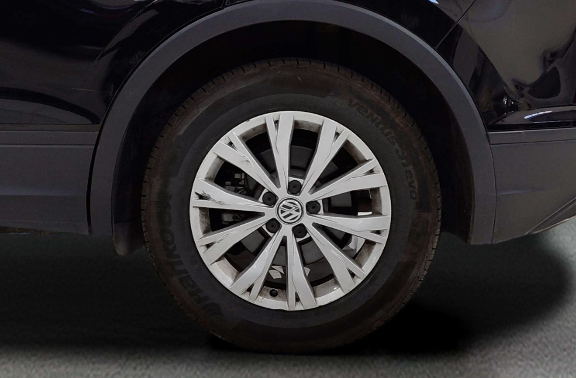 Volkswagen Tiguan Edition 1.4 TSI - foto 36