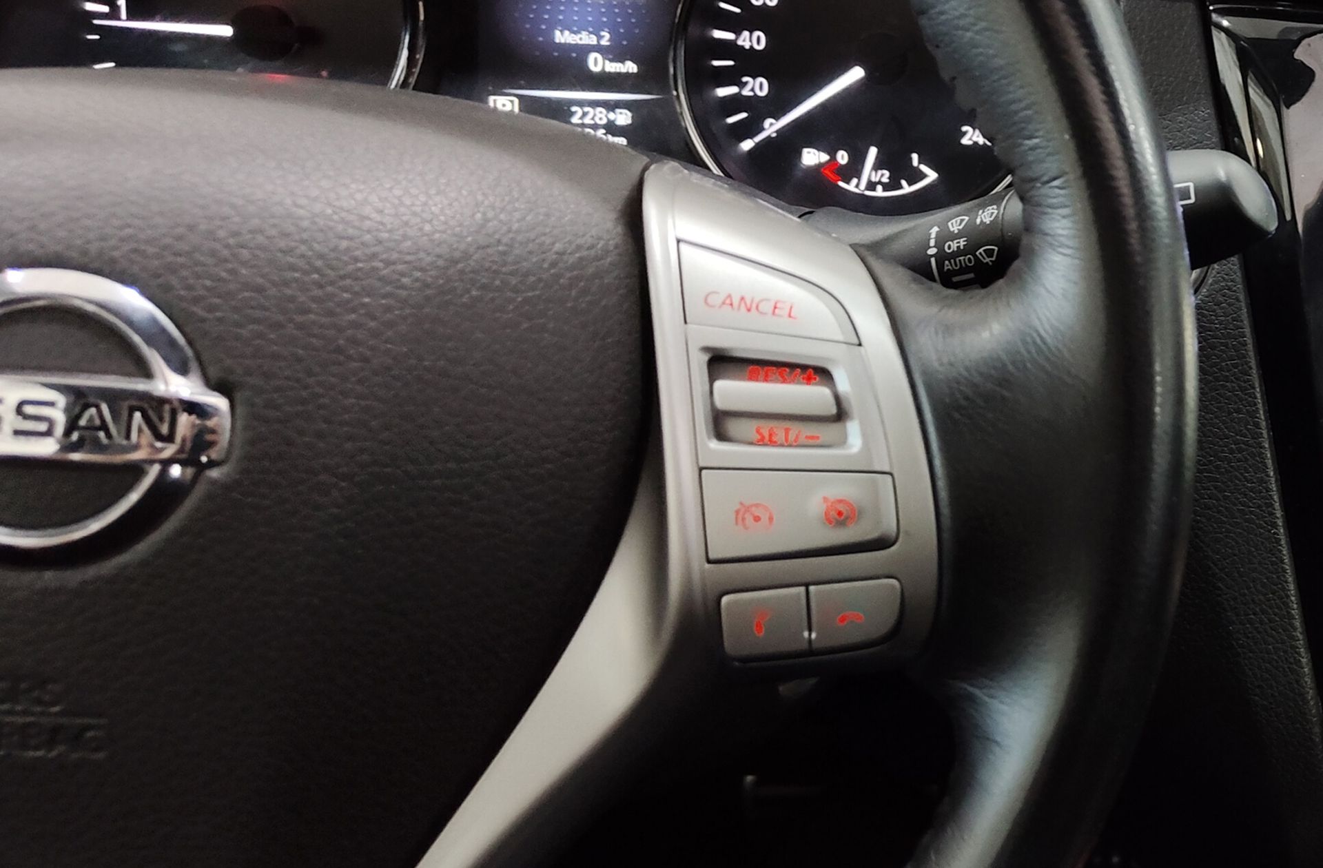Nissan X-Trail dCi 177 Tekna 4x2 XTronic - foto 29