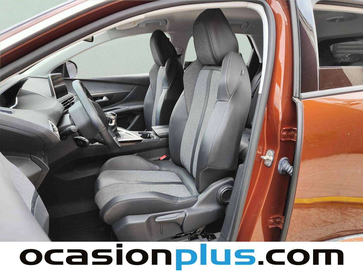 Foto asientos delanteros Peugeot 3008 Peugeot 3008 PureTech 130 S&S Allure (130 CV)