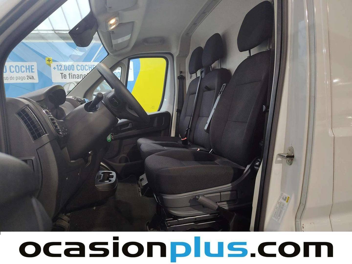 Foto asientos delanteros Citroën Jumper Citroën Jumper BlueHDi 140 35 L3H2 (140 CV)