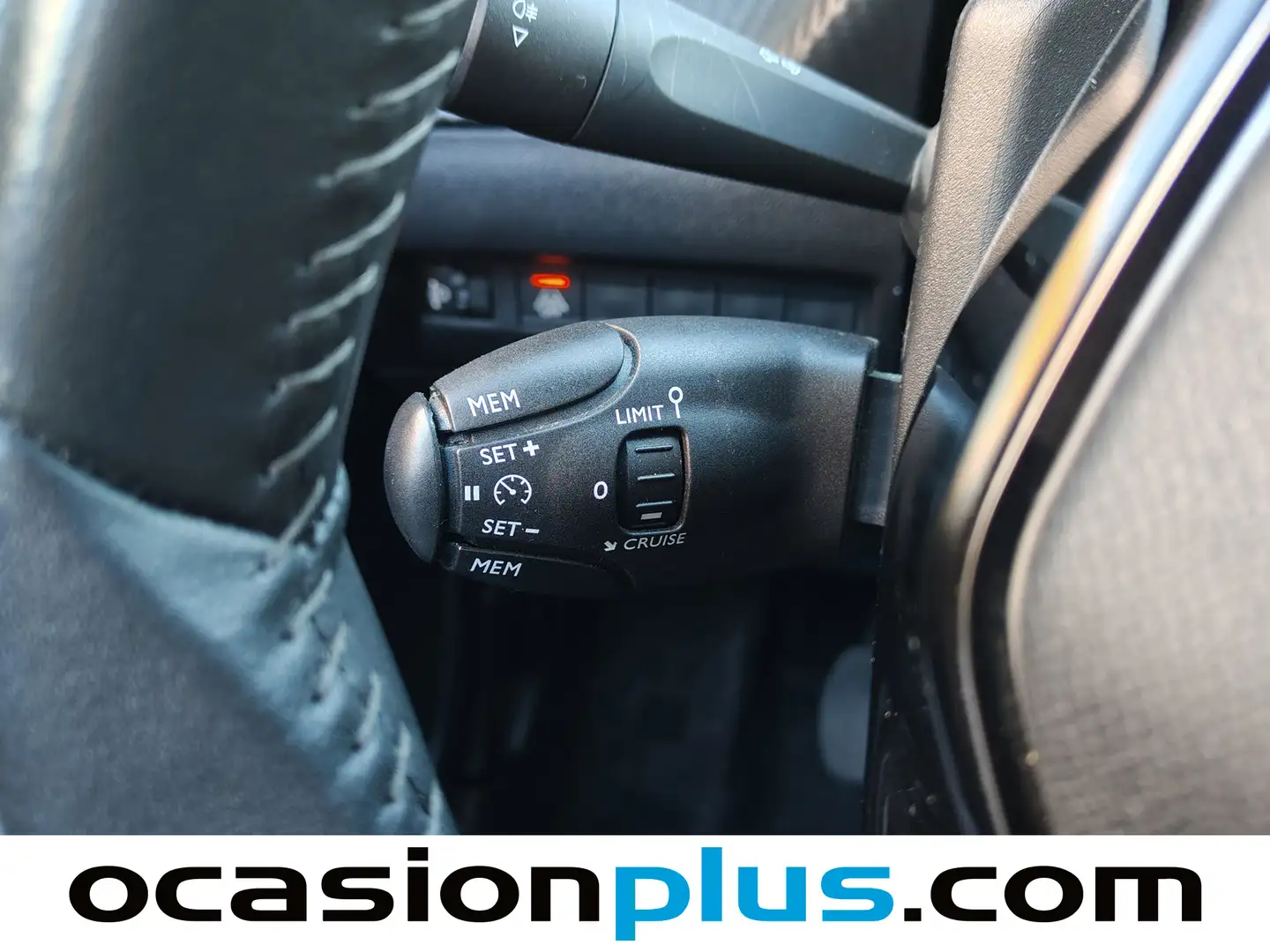 Foto Peugeot 2008 Peugeot 2008 PureTech 100 S&S Allure (100 CV)