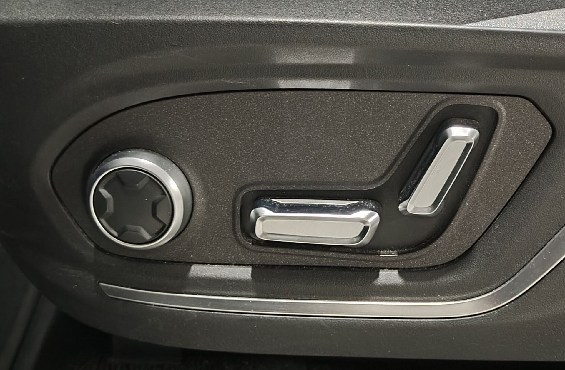 Lynk & Co 01 1.5 PHEV - foto 14