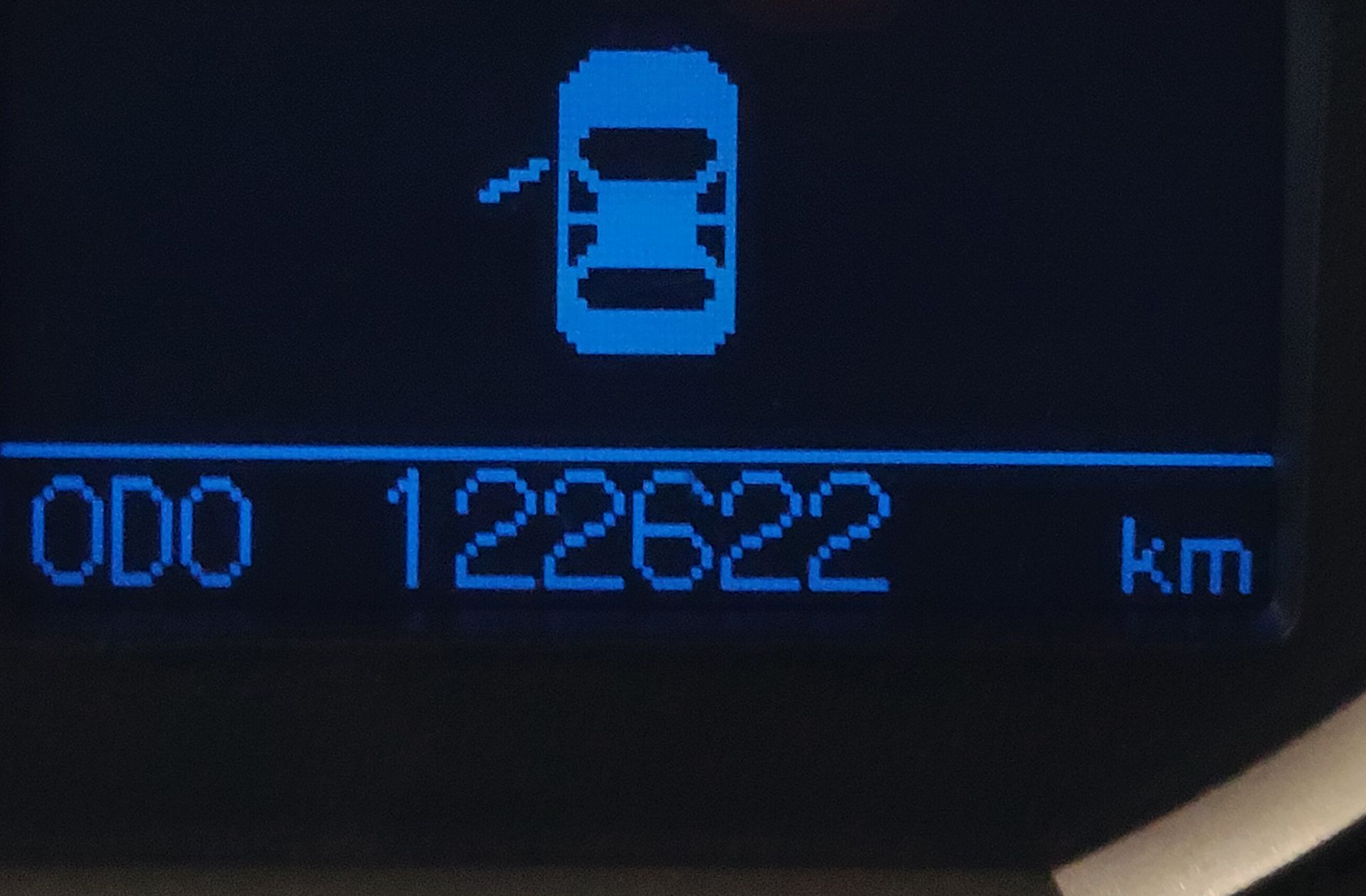 Toyota RAV4 150D Advance AWD - foto 9