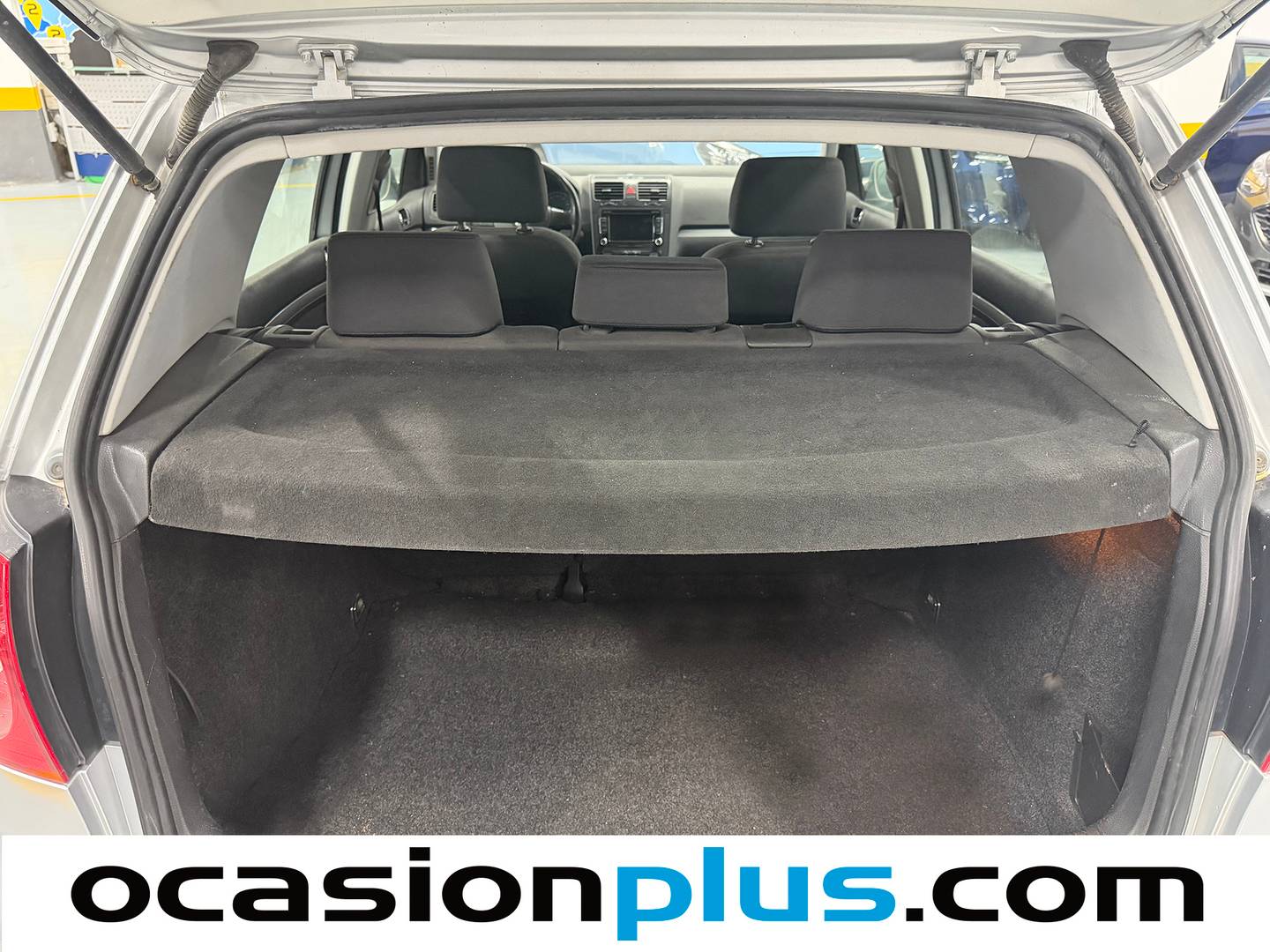 Fotos maletero Volkswagen Golf Volkswagen Golf Sportline 1.6 FSI (115 CV)