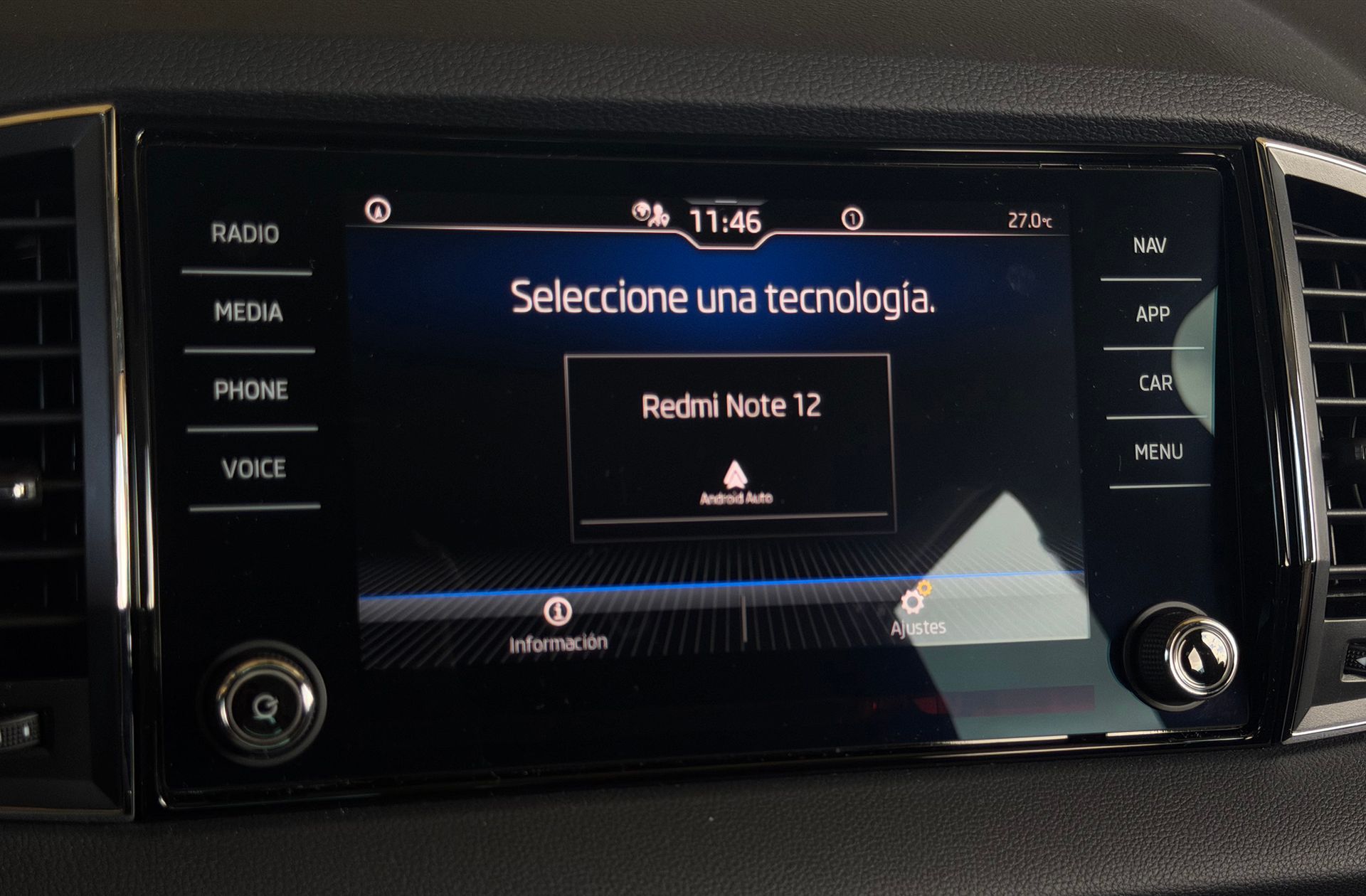Škoda Karoq 1.0 TSI Ambition - foto 8
