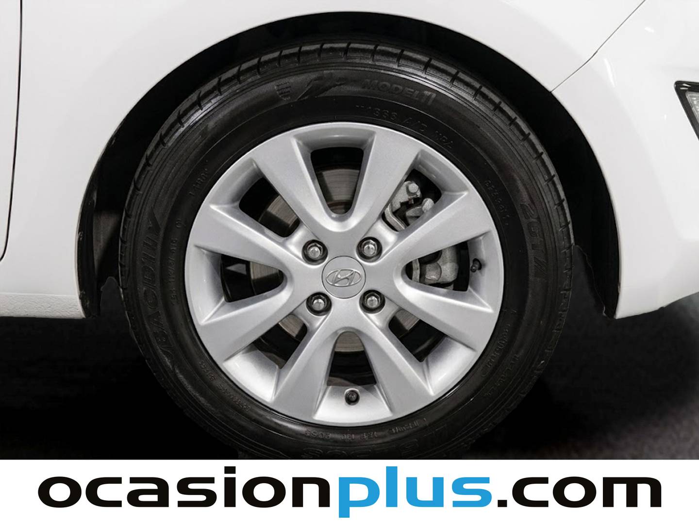 Hyundai i20 Hyundai i20 1.2 MPI SLE (85 CV) manual