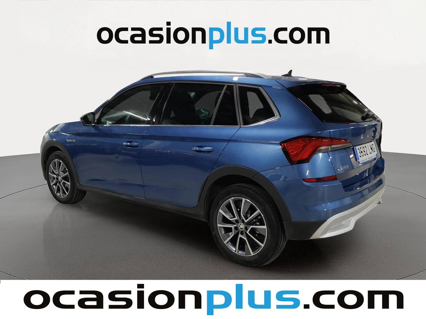 Foto trasera Skoda Kamiq Skoda Kamiq 1.0 TSI Scout DSG (110 CV) izquierda