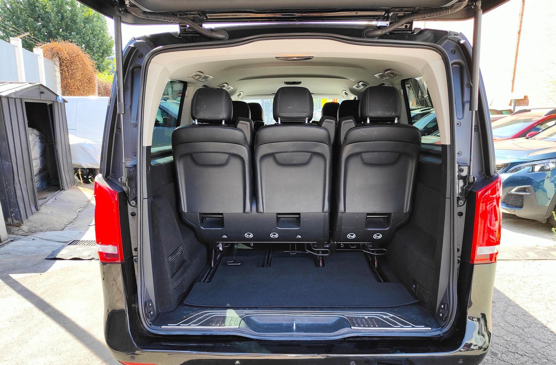 Mercedes-Benz Clase V 220 d Avantgarde Largo 7 plazas - foto 17