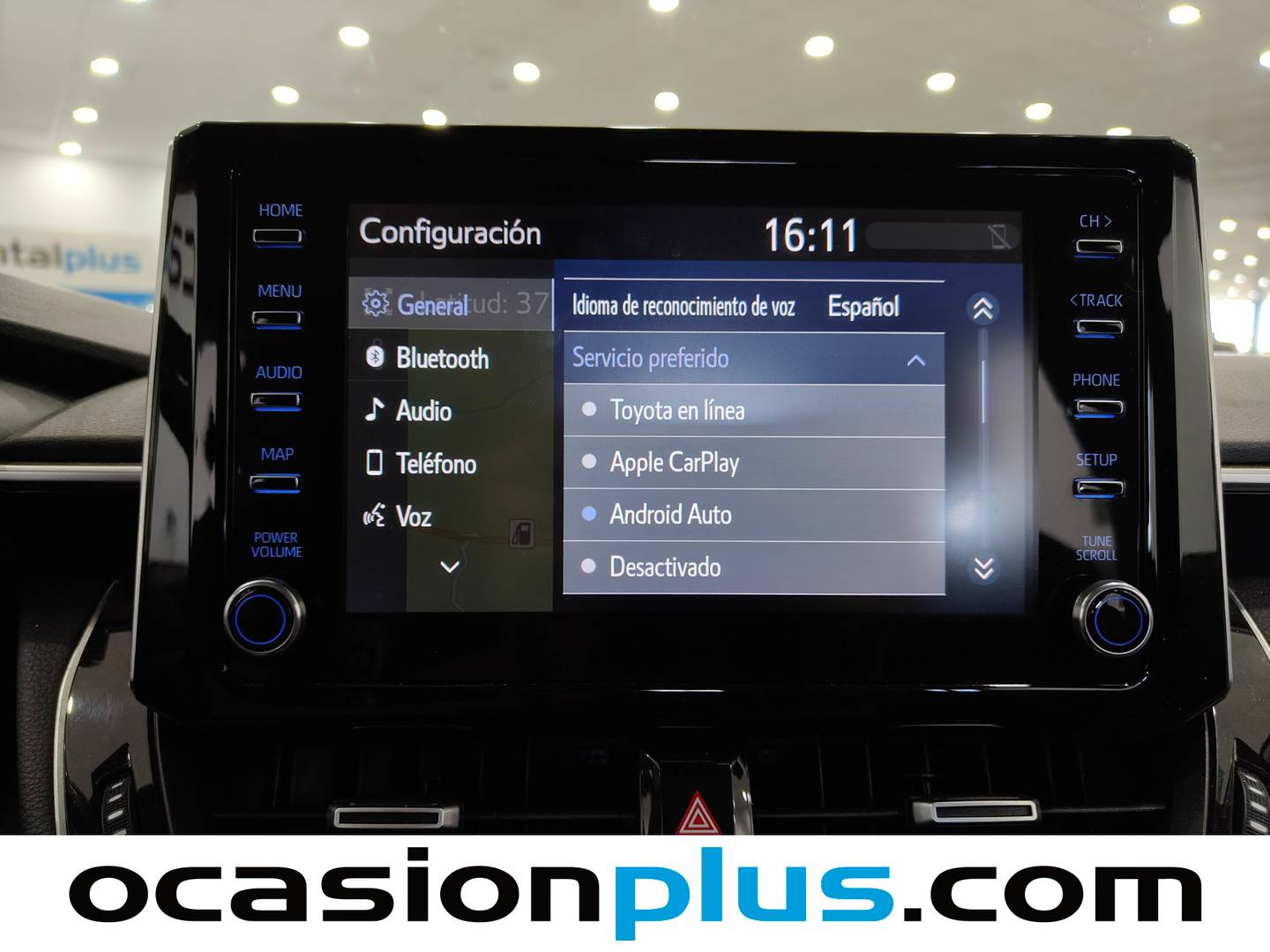 Equipamiento del Toyota Corolla Toyota Corolla 1.8 125 Híbrido Active Tech E-CVT Sedán (122 CV)