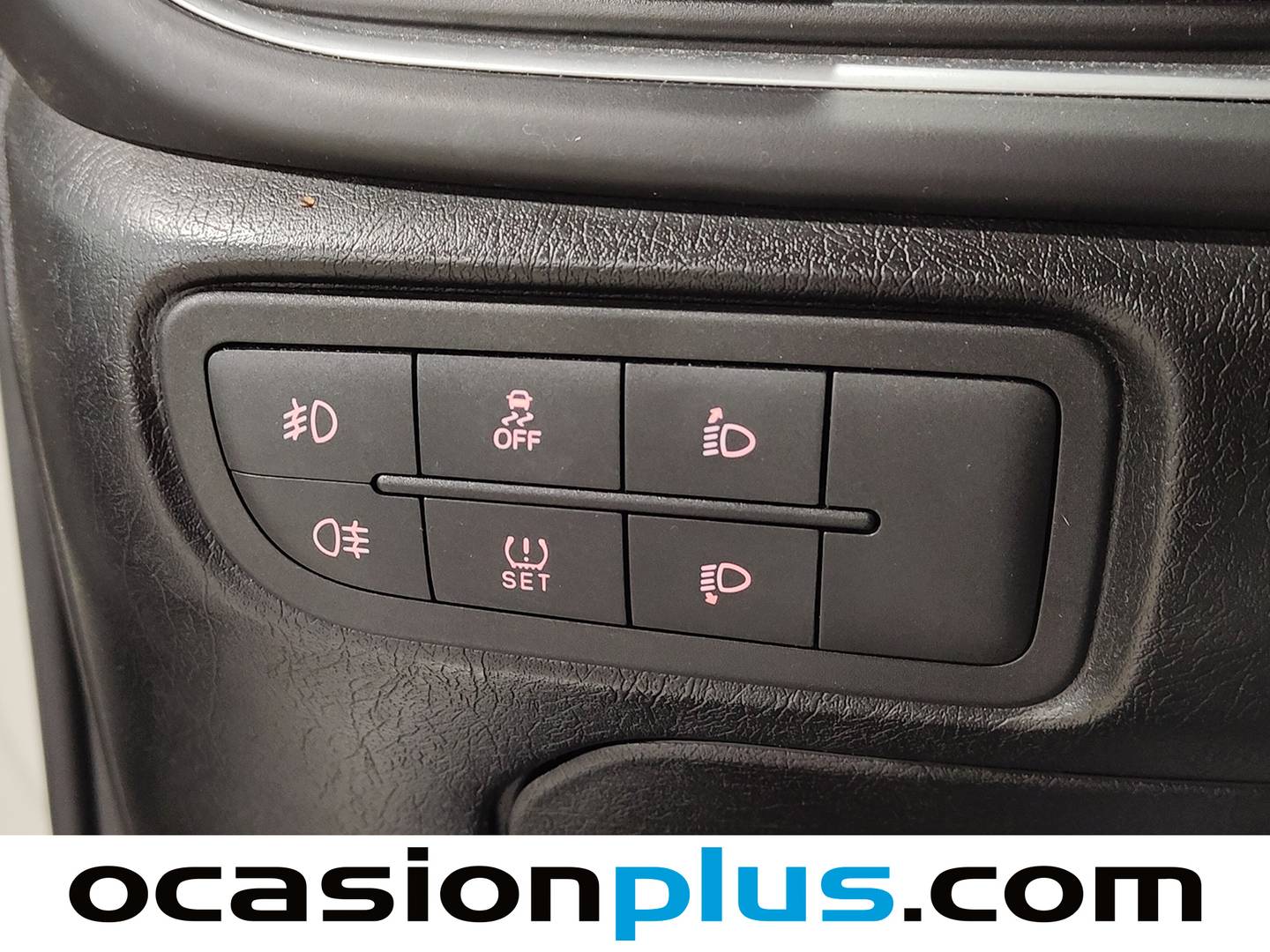 Equipamiento del Fiat Tipo Fiat Tipo SW 1.4 gasolina/GLP Lounge  (120 CV)