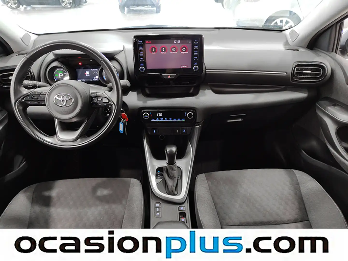 Foto Toyota Yaris Toyota Yaris 1.5 120H Business Plus (116 CV)