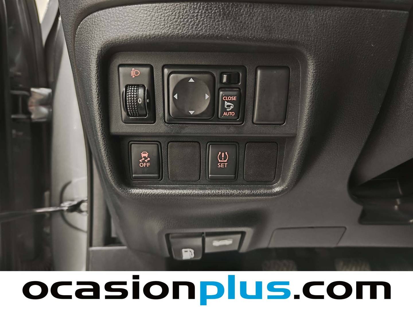 Foto Nissan JUKE Nissan Juke E6D-Temp (112 CV) 5M/T N-CONNECTA