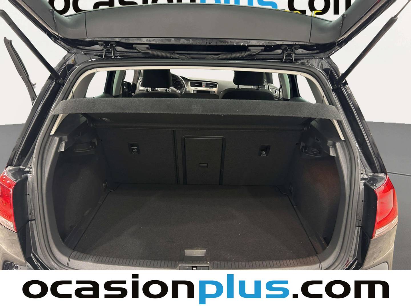 Fotos maletero Volkswagen Golf Volkswagen Golf Advance 1.6 TDI BMT (110 CV)