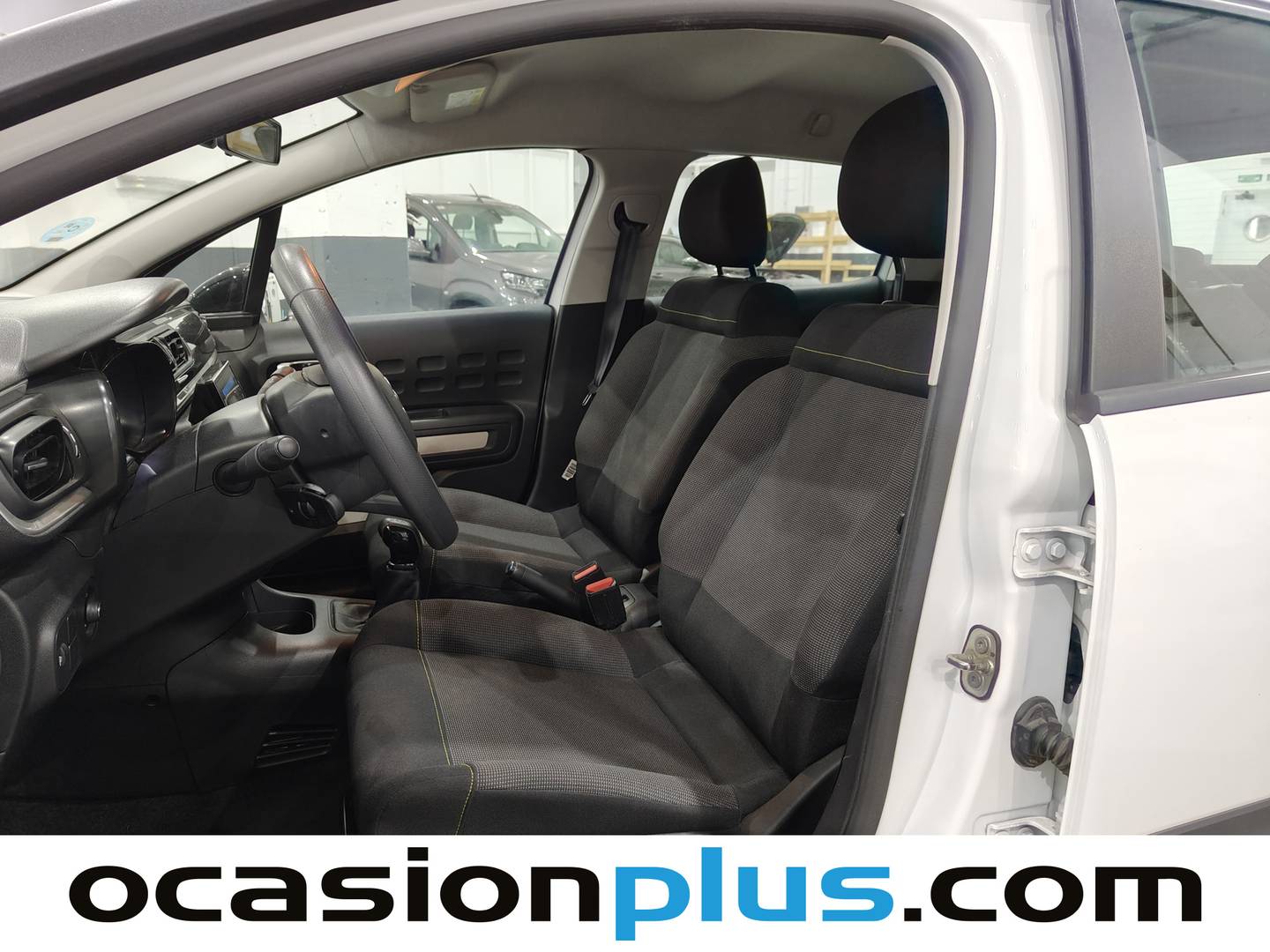 Foto asientos delanteros Citroën C3 Origin Citroën C3 Origin PureTech 83 S&S Plus 61 kW (83 CV)