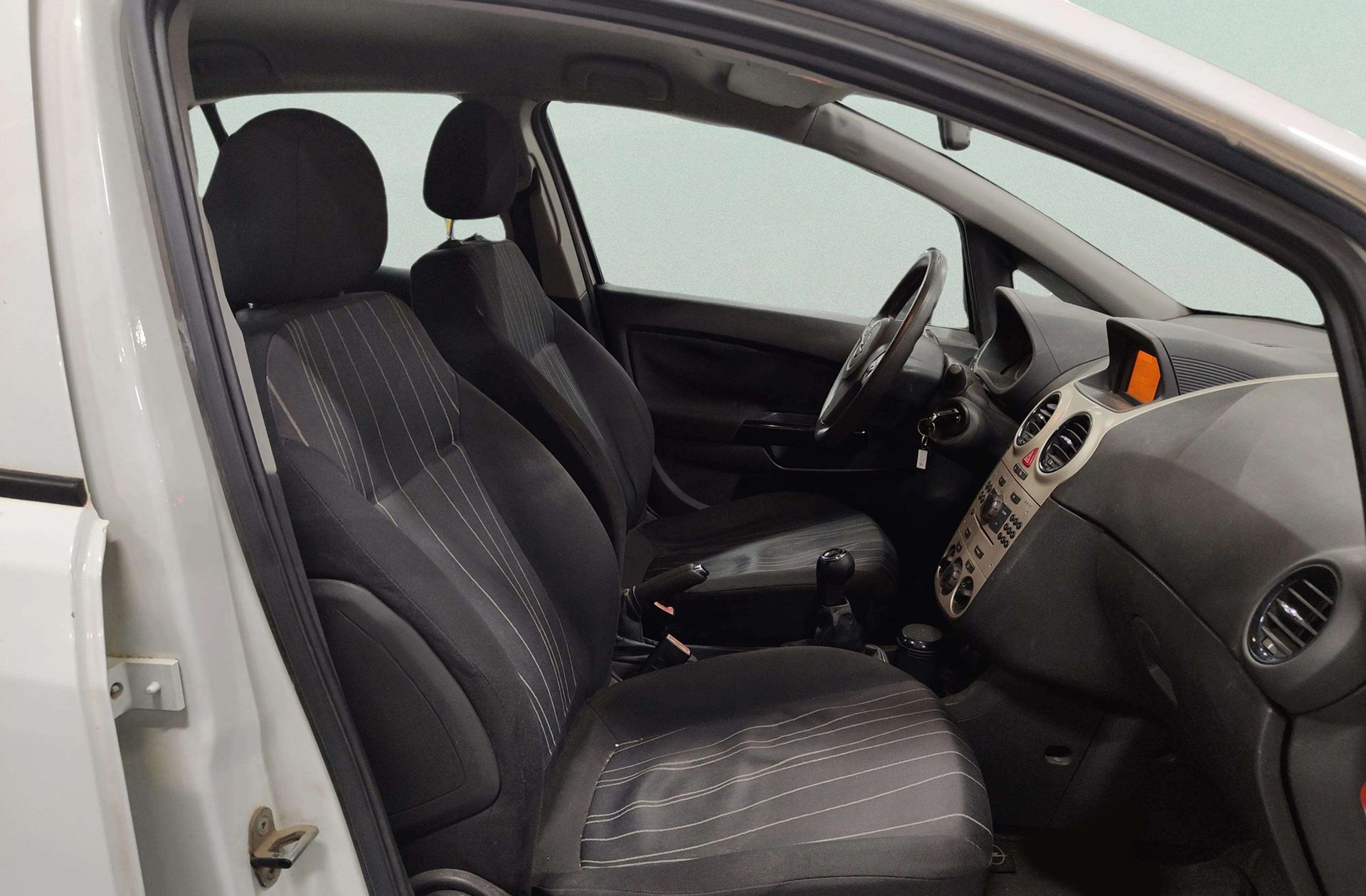 Opel Corsa 1.3 CDTI Enjoy - foto 14