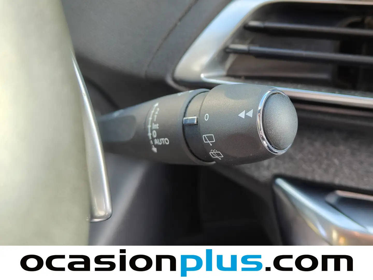 Foto Peugeot 5008 Peugeot 5008 PureTech 130 S&S Allure Pack EAT8 (130 CV)