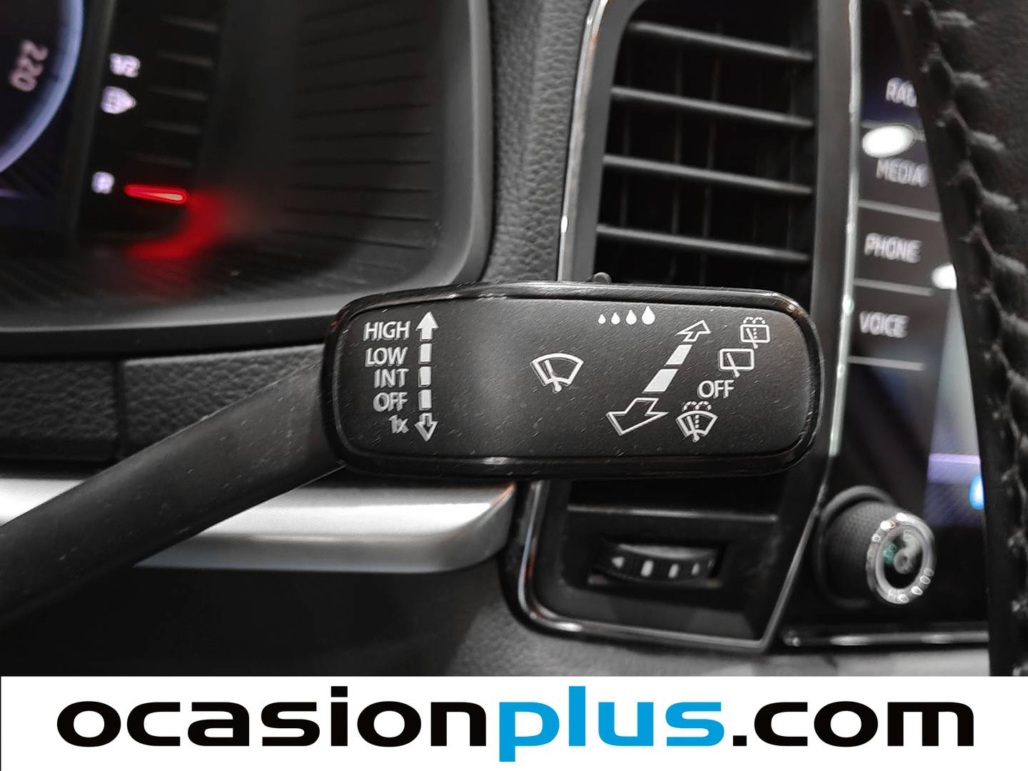 Skoda Karoq Skoda Karoq 2.0 TDI Ambition 4X4 DSG (150 CV) al mejor precio