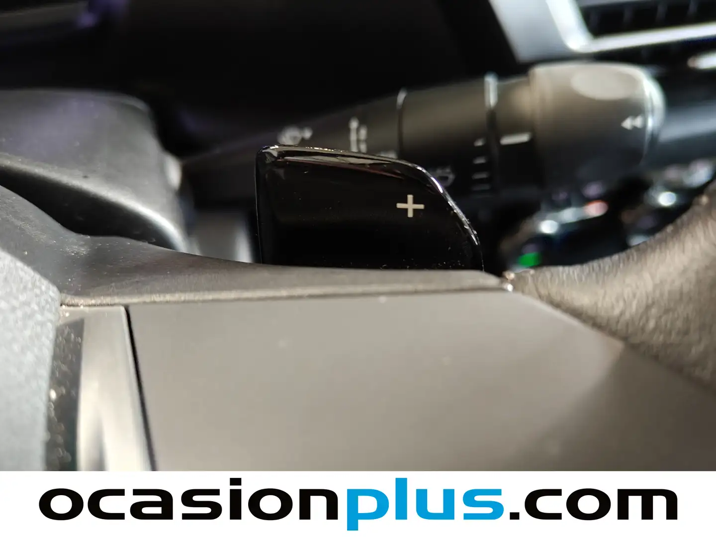 Foto Citroën C4 X Citroen C4 X BlueHDi 130 S&S Plus EAT8 (131 CV)