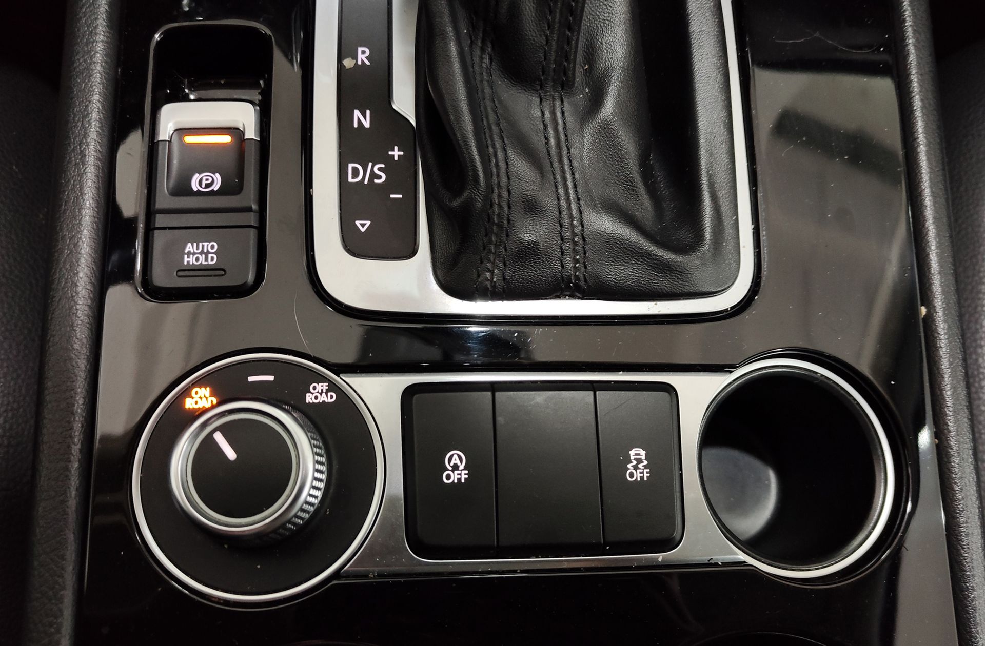 Volkswagen Touareg 3.0 TDI BMT tiptronic - foto 7