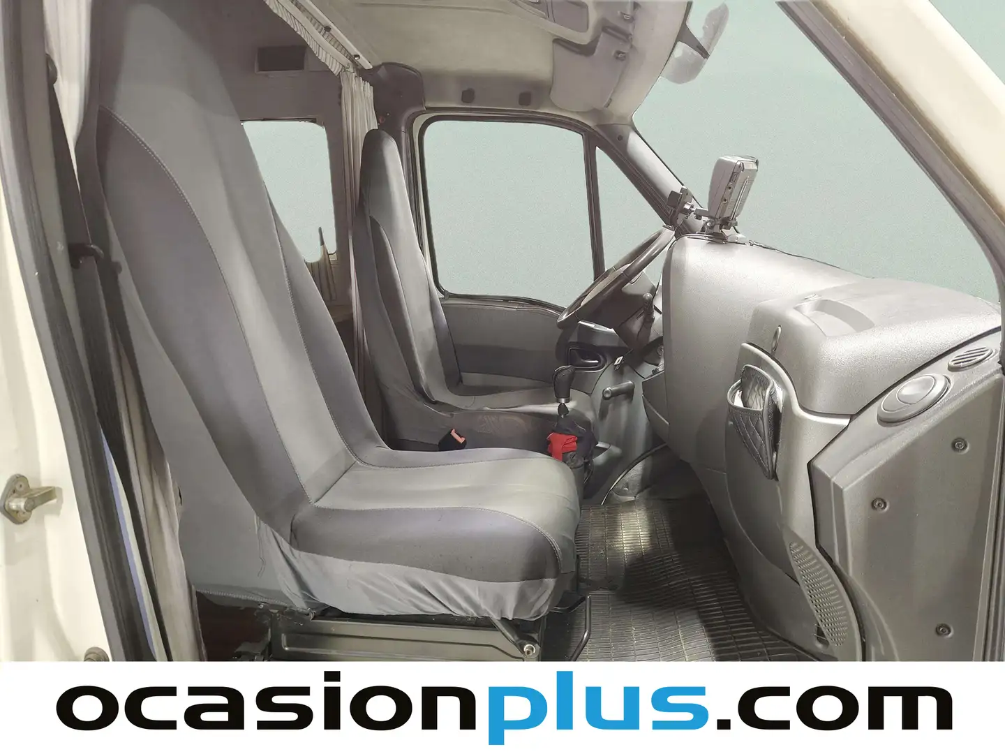 Foto Iveco Daily Iveco Daily Furgon 35 S 11 3300/2100 RS (105 CV)