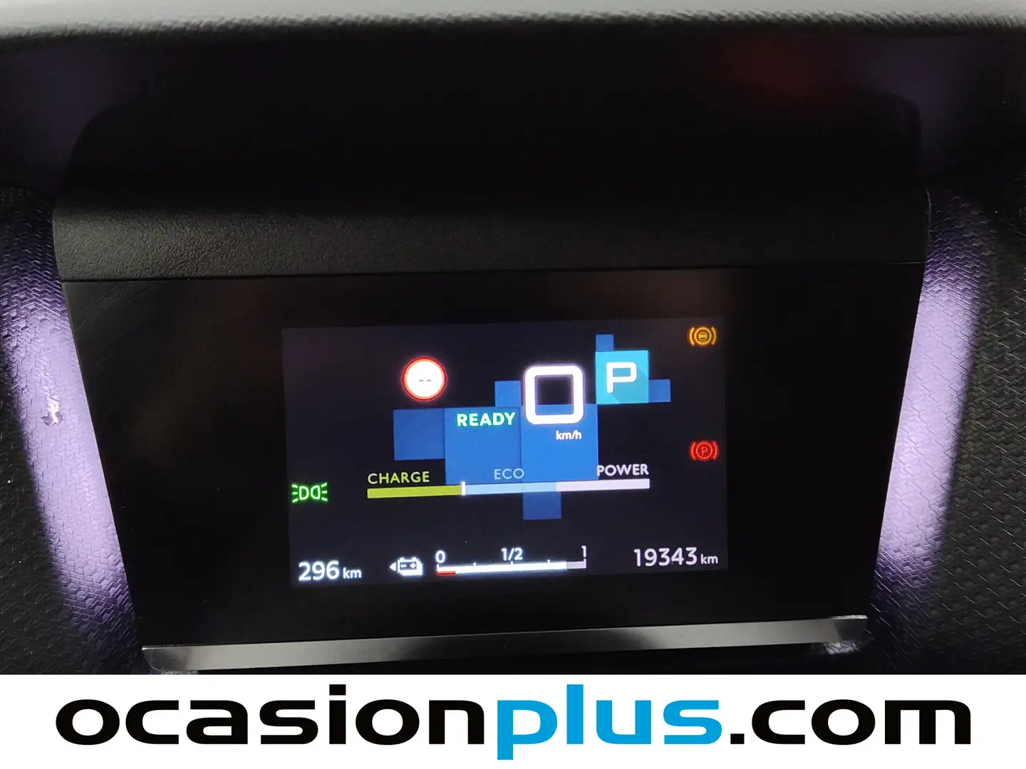 Foto Citroën ë-C4 Citroen ë-C4 eléctrico 50kWh Shine (136 CV)