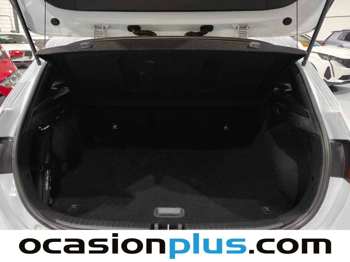 Fotos maletero KIA Ceed Kia Ceed 1.0 T-GDi Tech (120 CV)