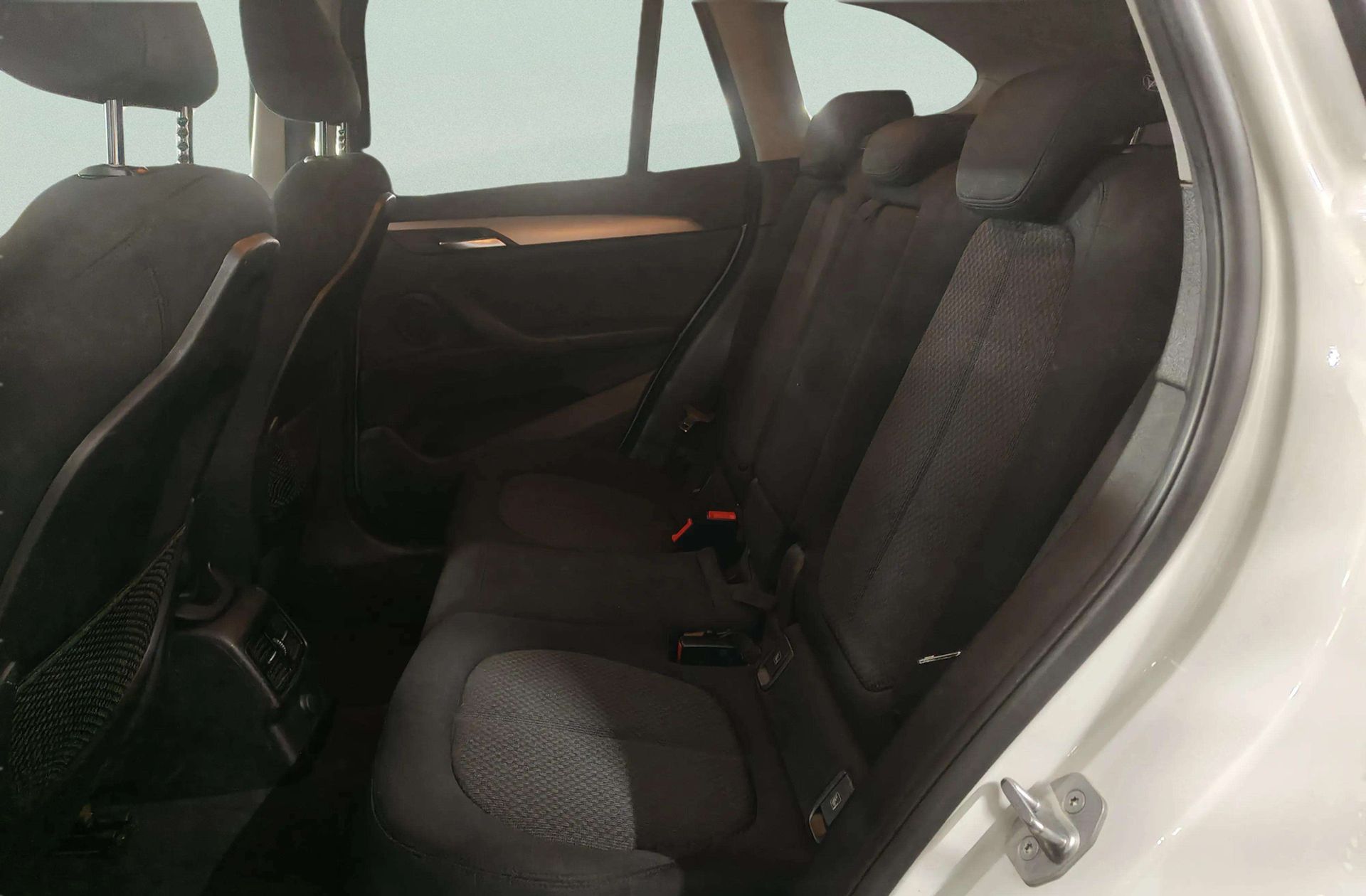 BMW X1 sDrive18d - foto 12