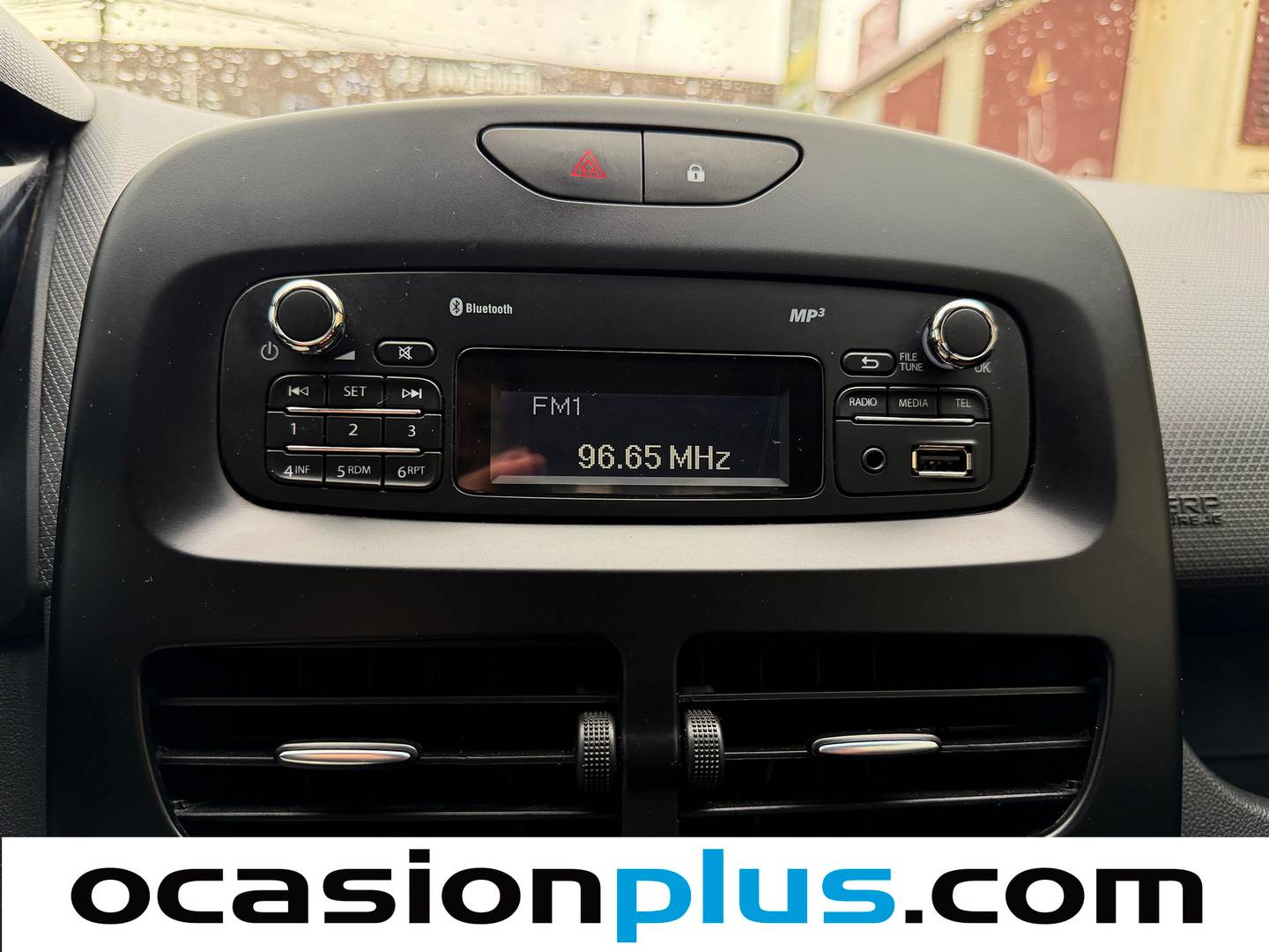 Foto Renault Clio Renault Clio 1.2 16v Authentique (75 CV)