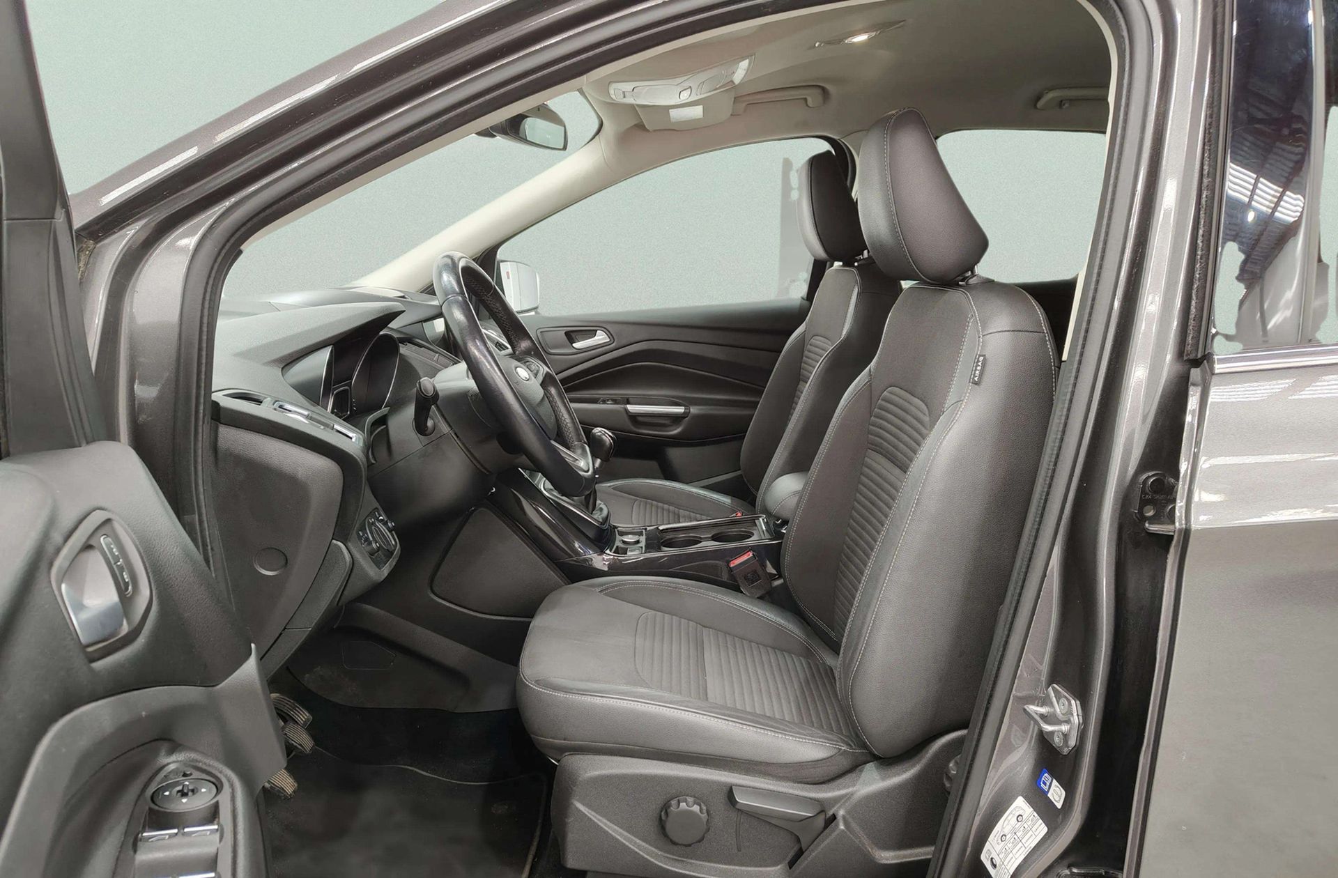 Ford Kuga 1.5 EcoBoost Titanium 4x2 - foto 11