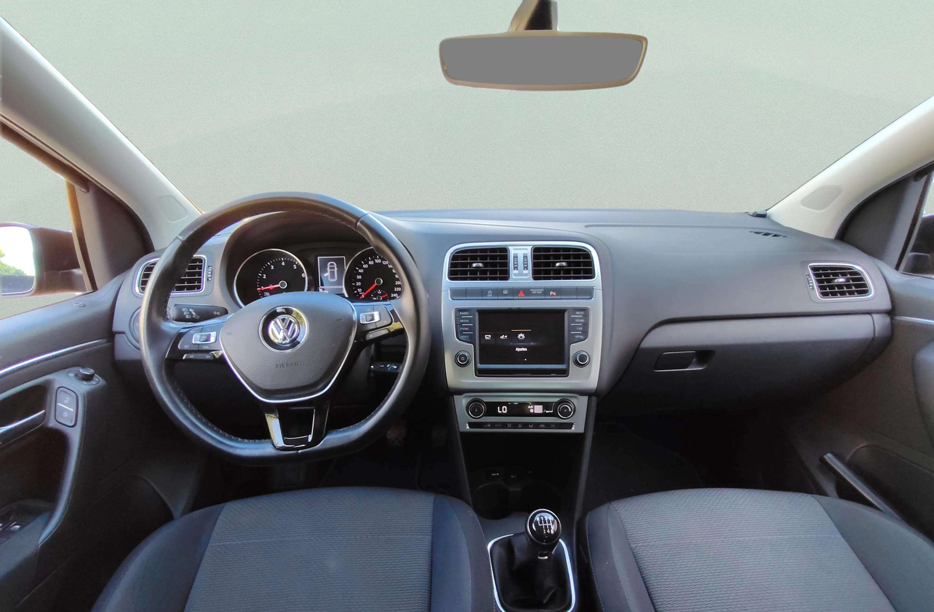 Volkswagen Polo Sport 1.2 TSI BMT - foto 6
