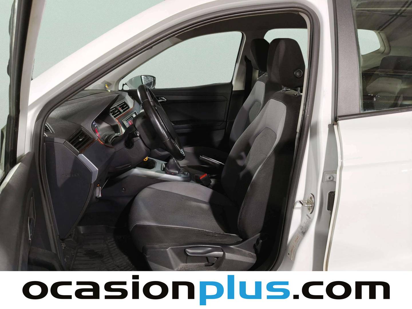 Foto asientos delanteros Seat Arona Seat Arona 1.0 TGI GNC Style Edition (90 CV)