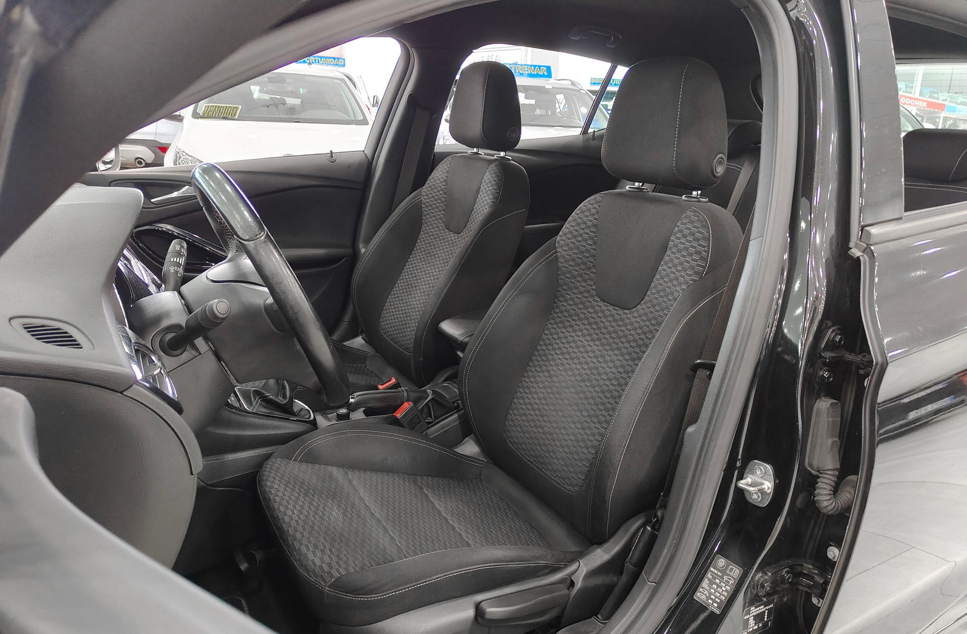 Opel Astra 1.6 CDTi Dynamic - foto 10