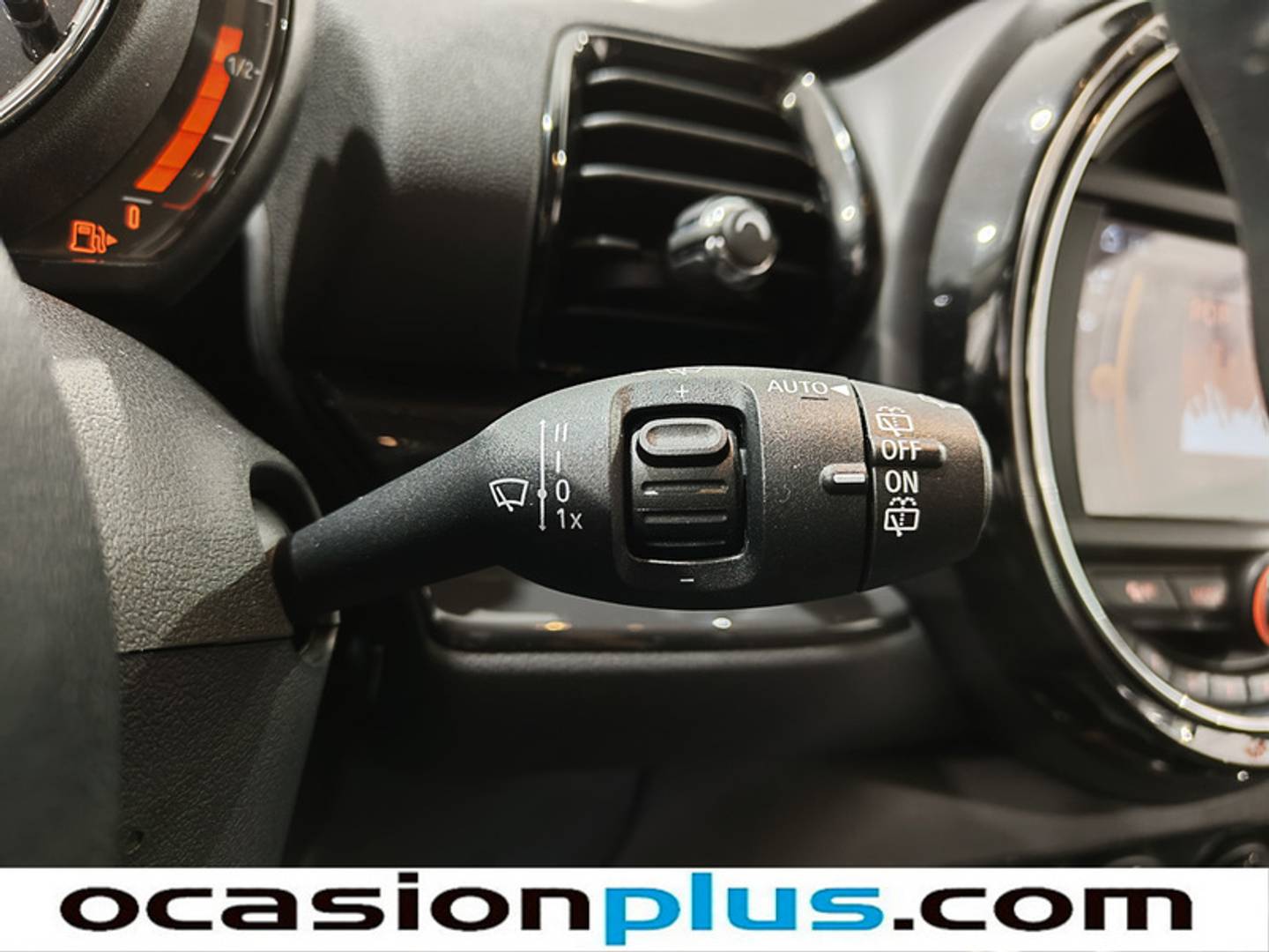 Foto Mini CLUBMAN MINI MINI Clubman One D (116 CV)