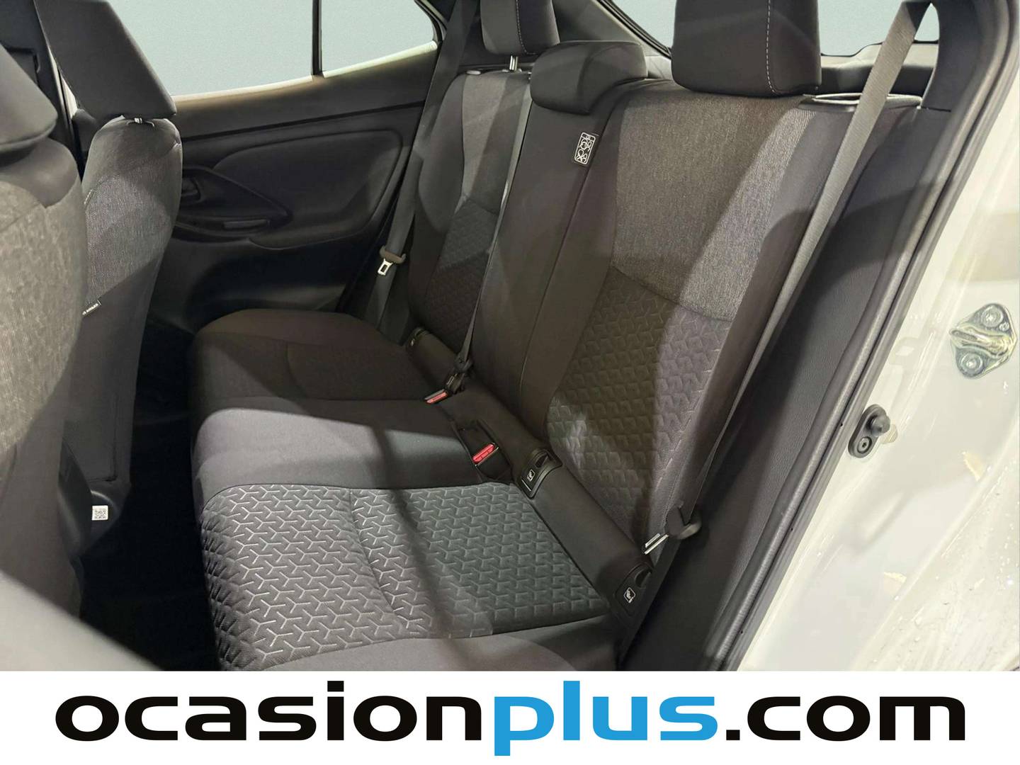 Foto asientos traseros Toyota Yaris Cross Toyota Yaris Cross 120H Active Tech (116 CV)
