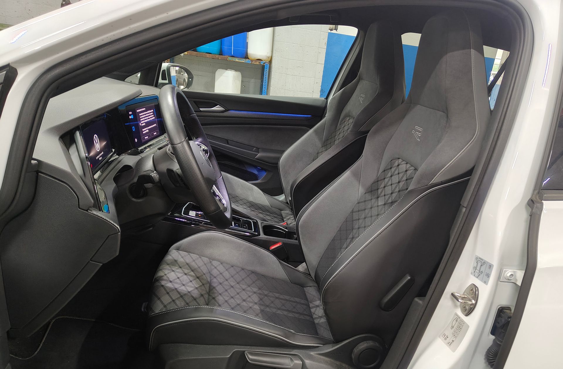 Volkswagen Golf R-Line 1.5 eTSI DSG - foto 12