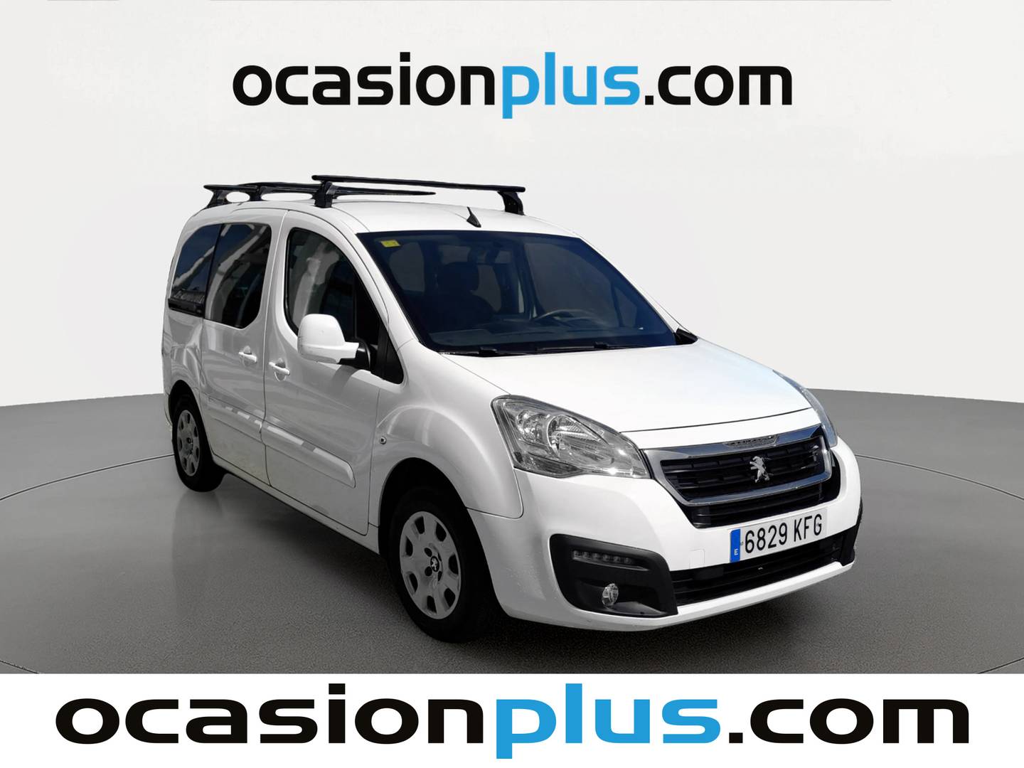 Foto delantera Peugeot Partner Peugeot Partner Tepee Combi 1.6 BlueHDI Active (100 CV) derecha