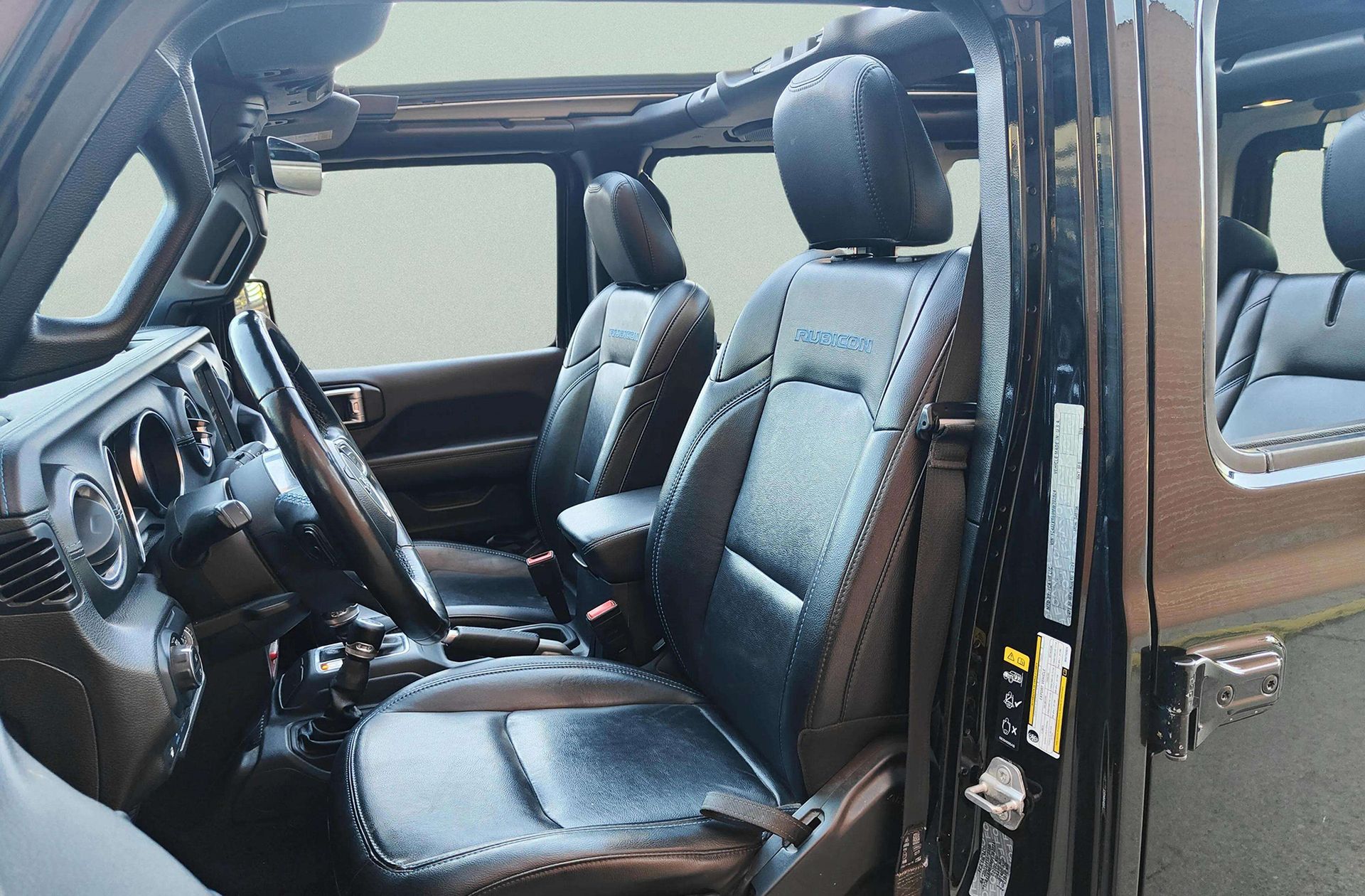 Jeep Wrangler 2.0 Rubicon 8ATX - foto 15