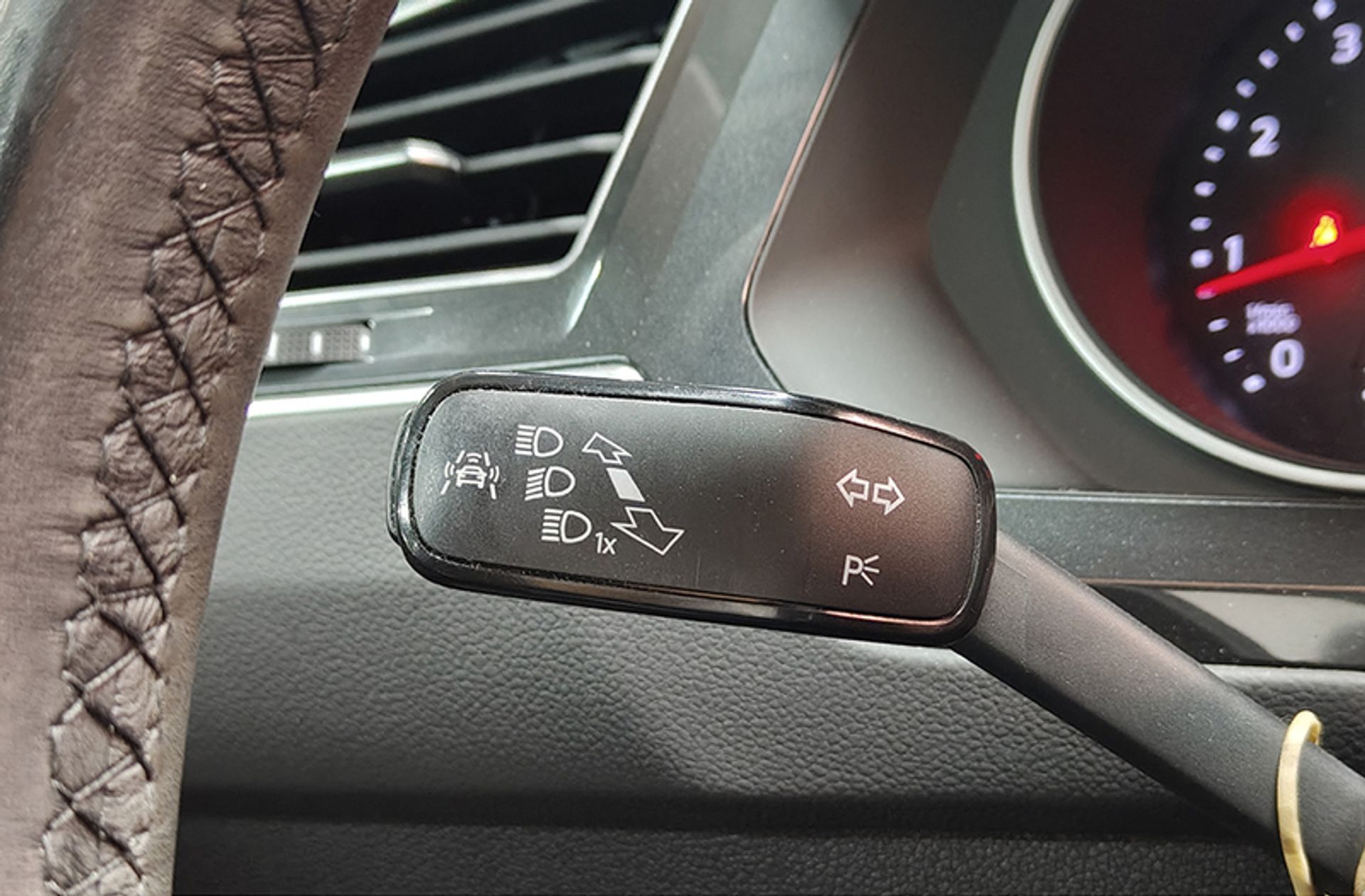 Volkswagen Tiguan Edition 1.4 TSI - foto 21