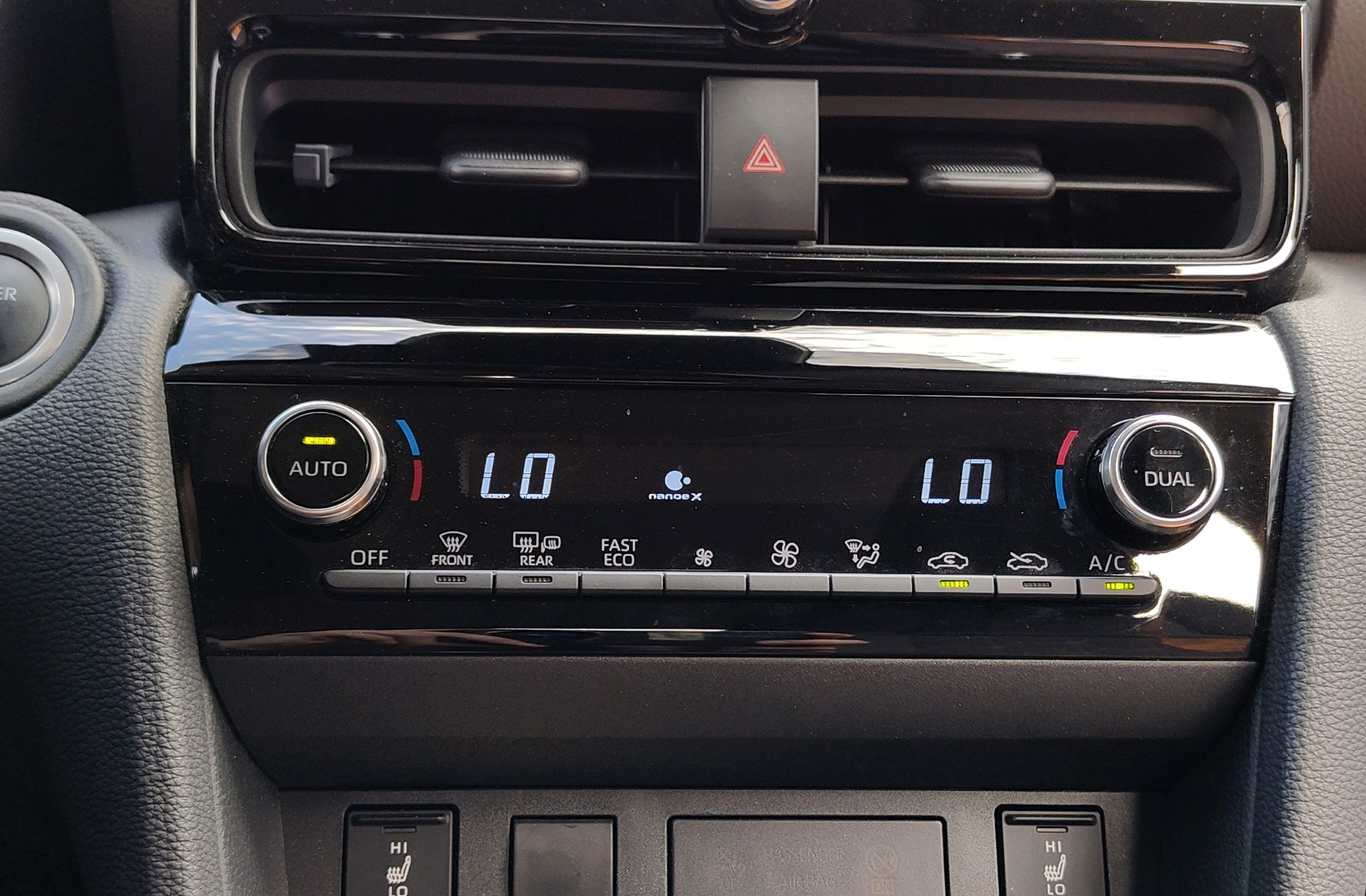 Toyota Yaris Cross 120H Style - foto 36