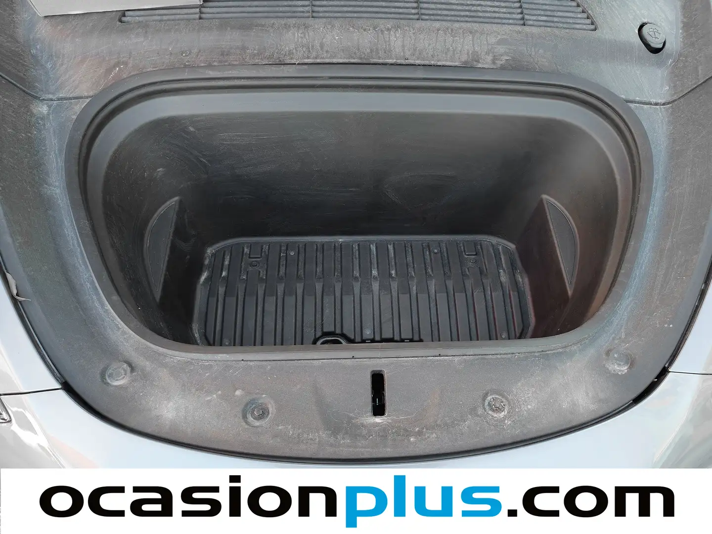 Foto Tesla Model Y Tesla Model Y Gran Autonomía 4WD (514 CV)