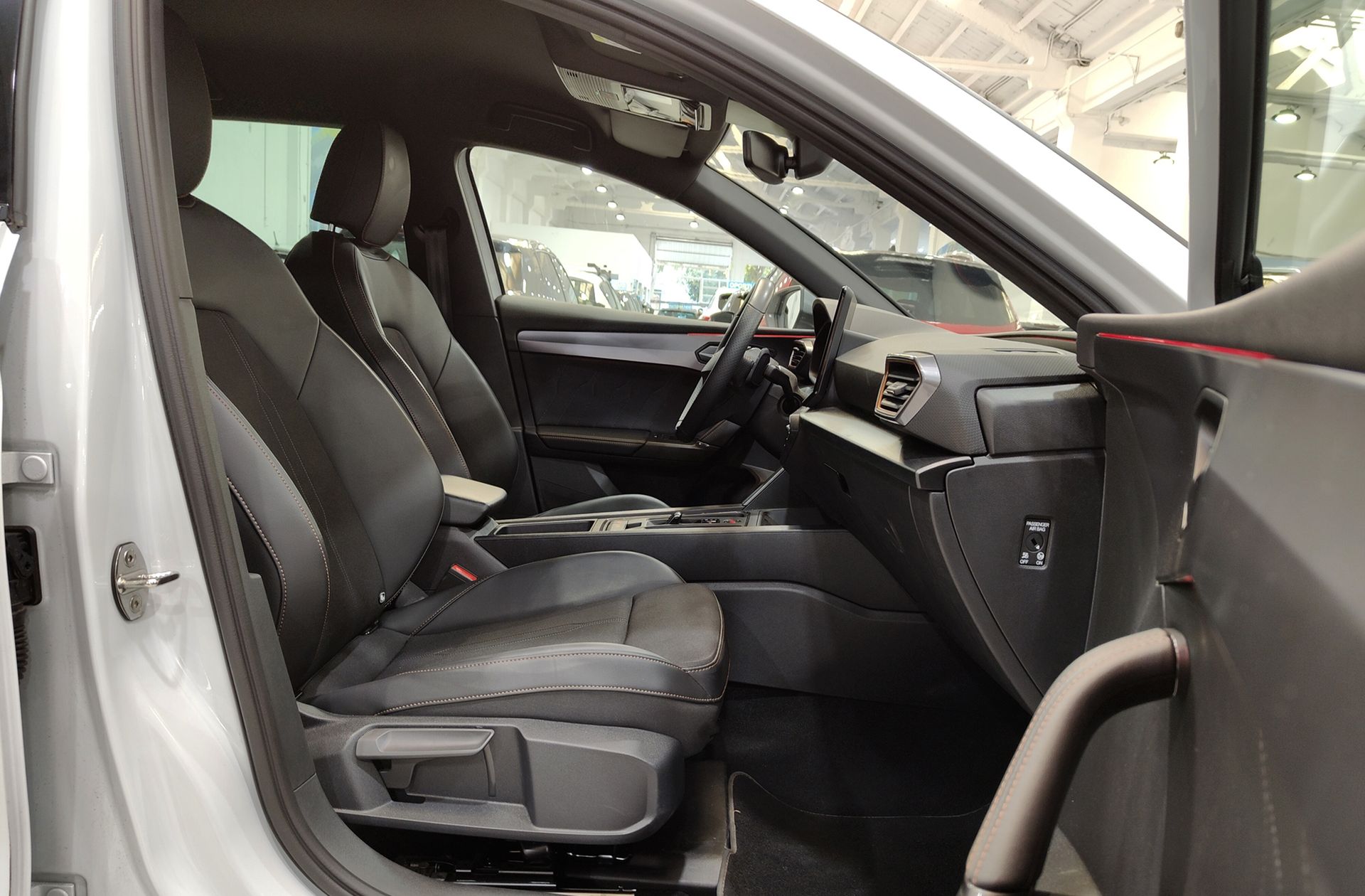 Cupra León 1.5 eTSI DSG - foto 20