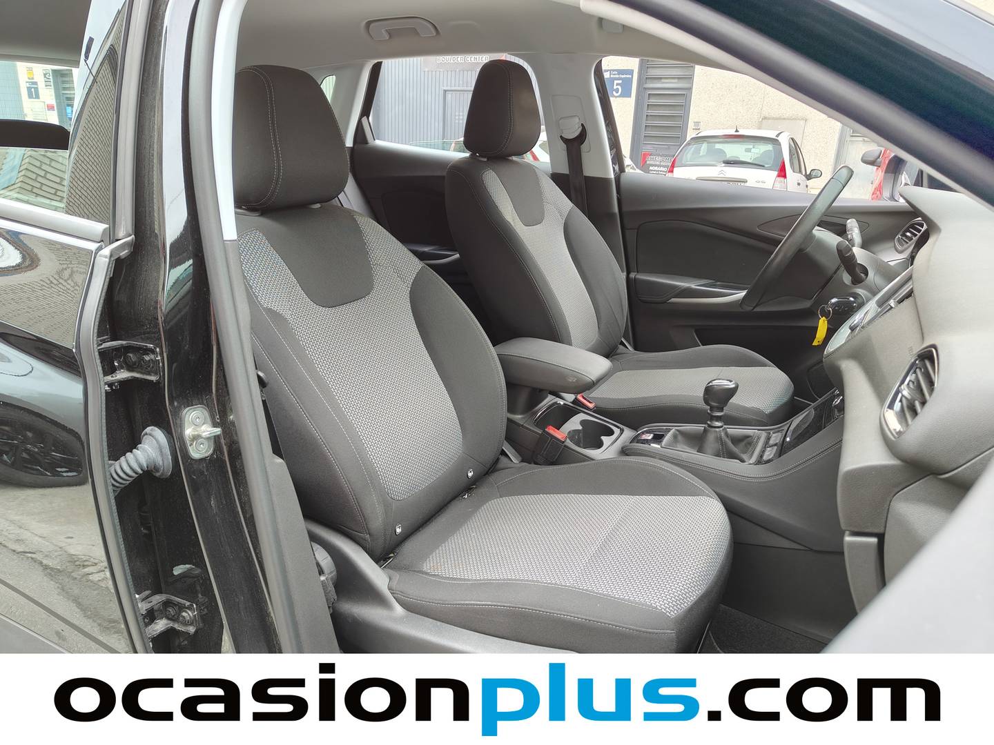 Foto Opel Grandland X Opel Grandland X 1.2 Turbo Edition (130 CV)