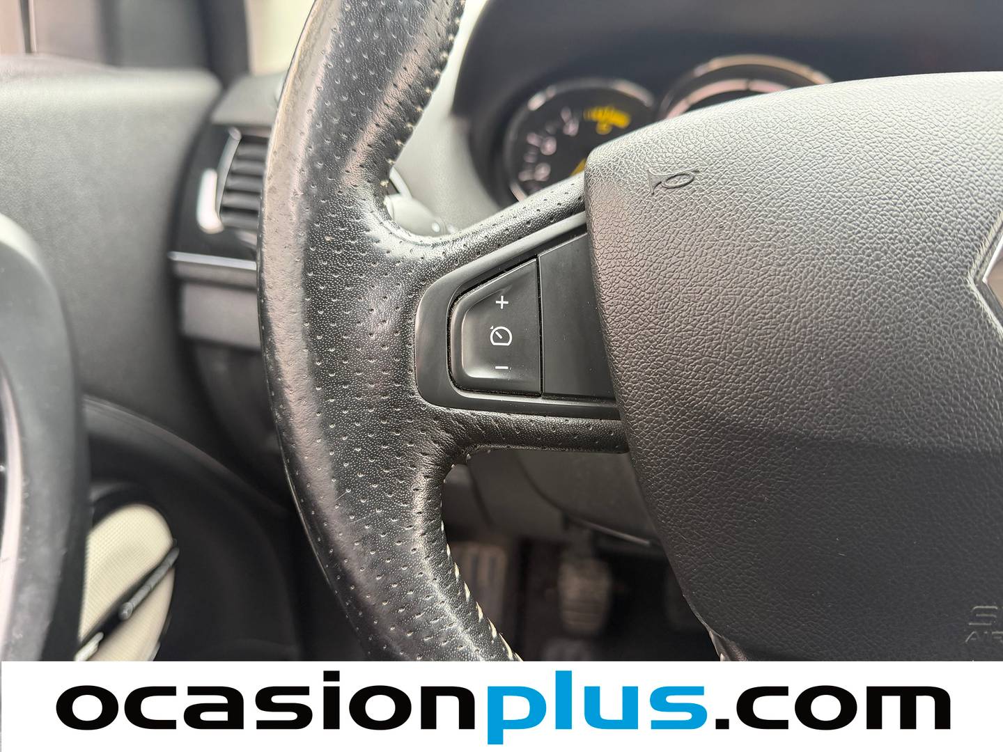 Foto Renault Mégane Renault Megane Sport Tourer Bose Energy dCi (130 CV)