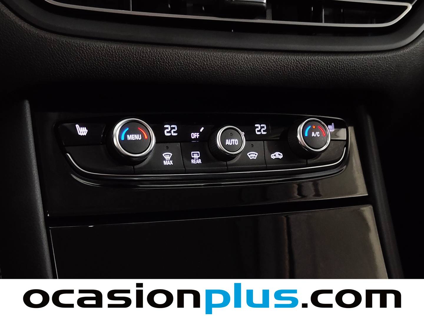 Foto Opel Grandland PHEV Opel Grandland 1.6 Turbo PHEV GS Auto (224 CV)