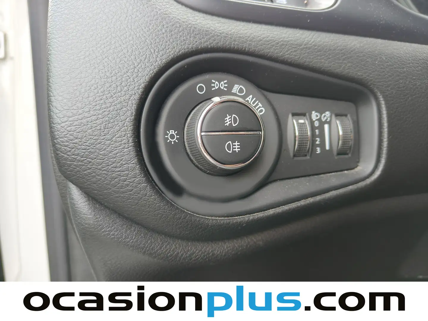 Foto Jeep Renegade Jeep Renegade eHybrid 1.5 Limited ATX  (130 CV)