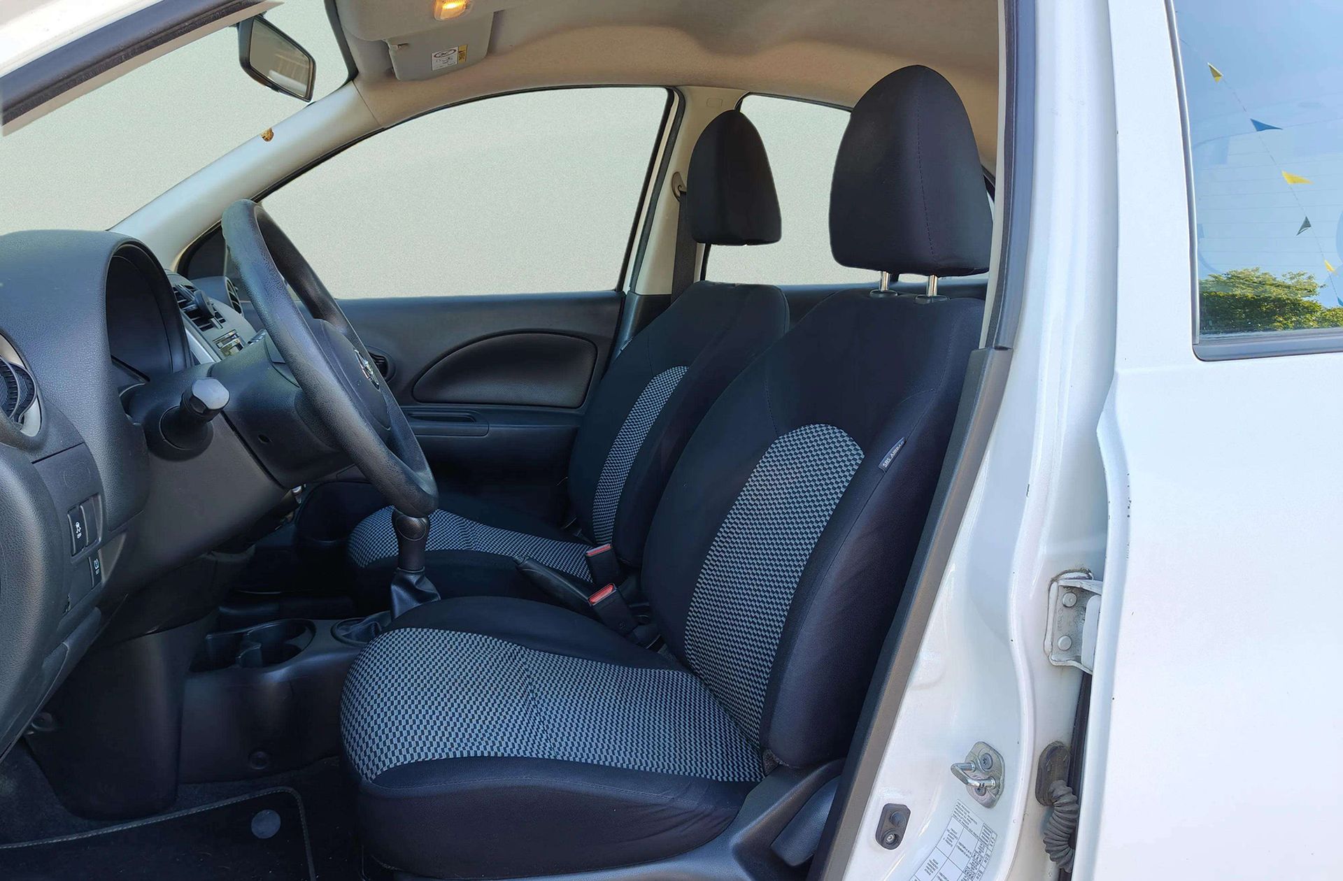 Nissan Micra 1.2G Naru Edition - foto 8