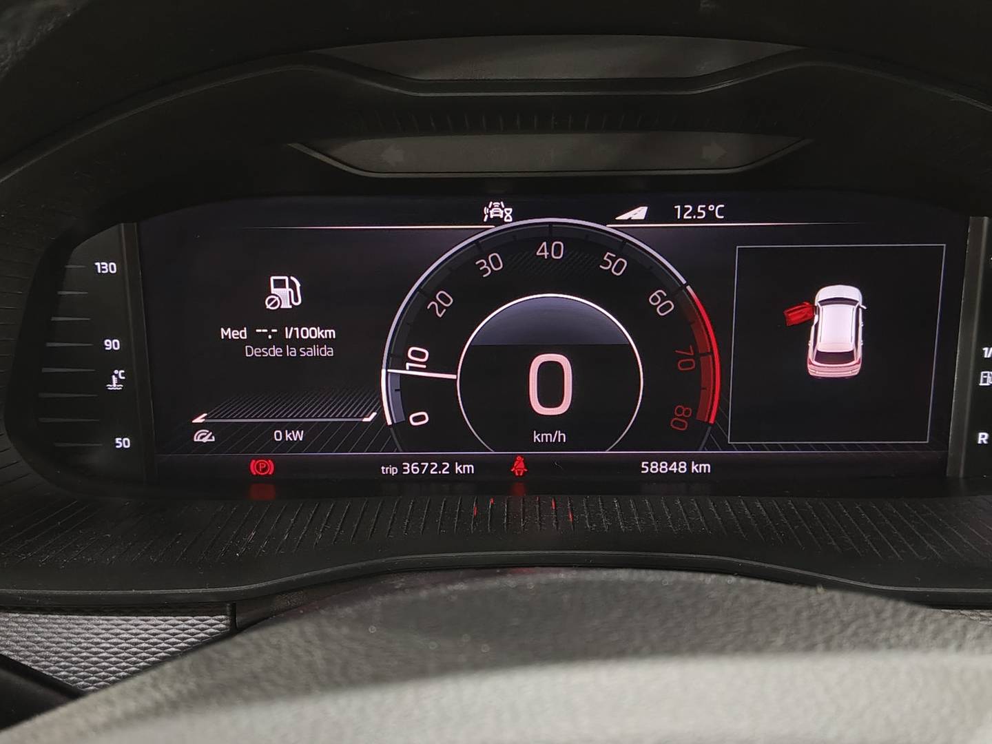 Foto Skoda Kamiq Skoda Kamiq 1.5 TSI 125 Aniversario (150 CV)