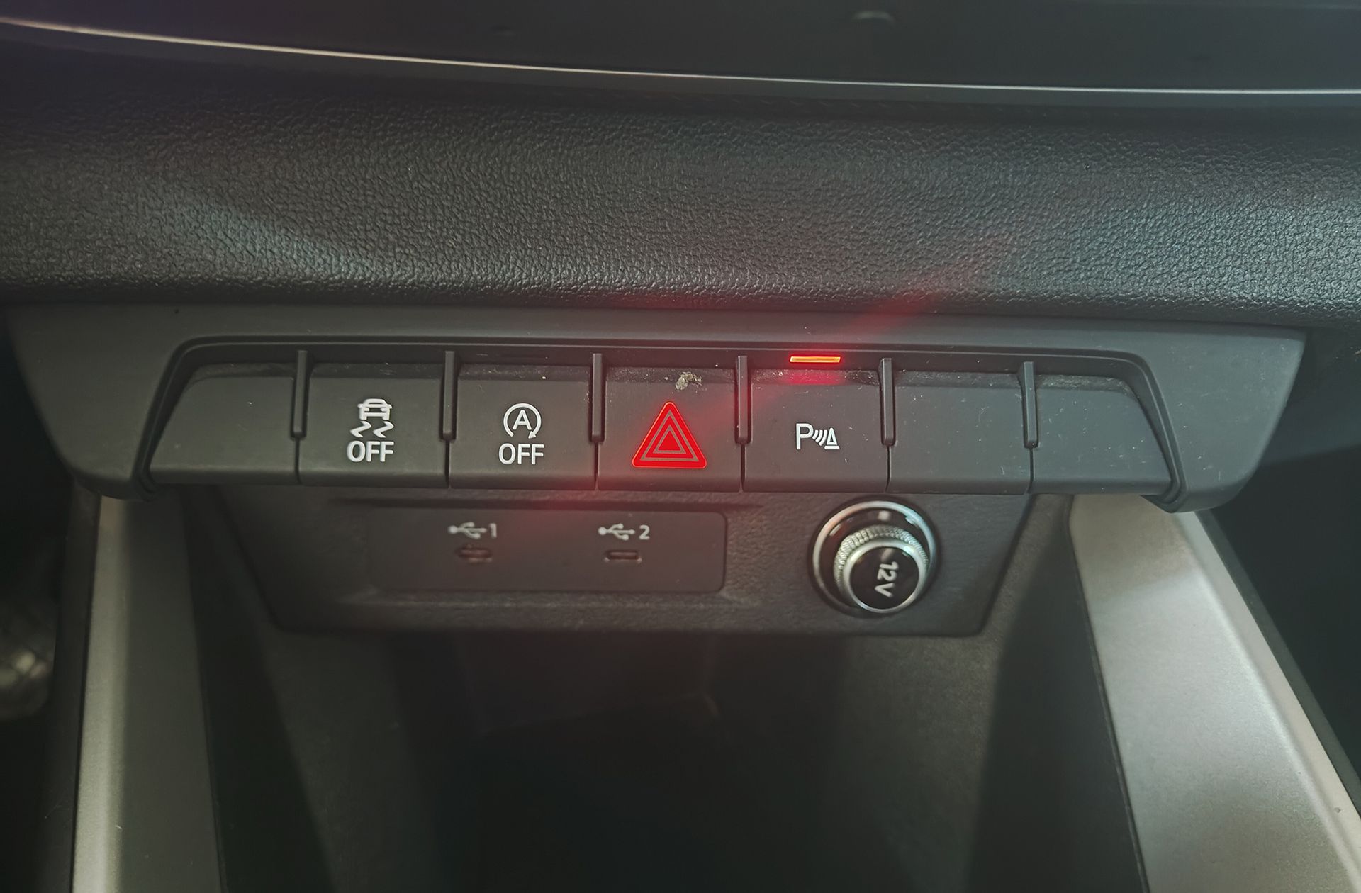 Audi A1 Sportback Adrenalin edition 25 TFSI - foto 29